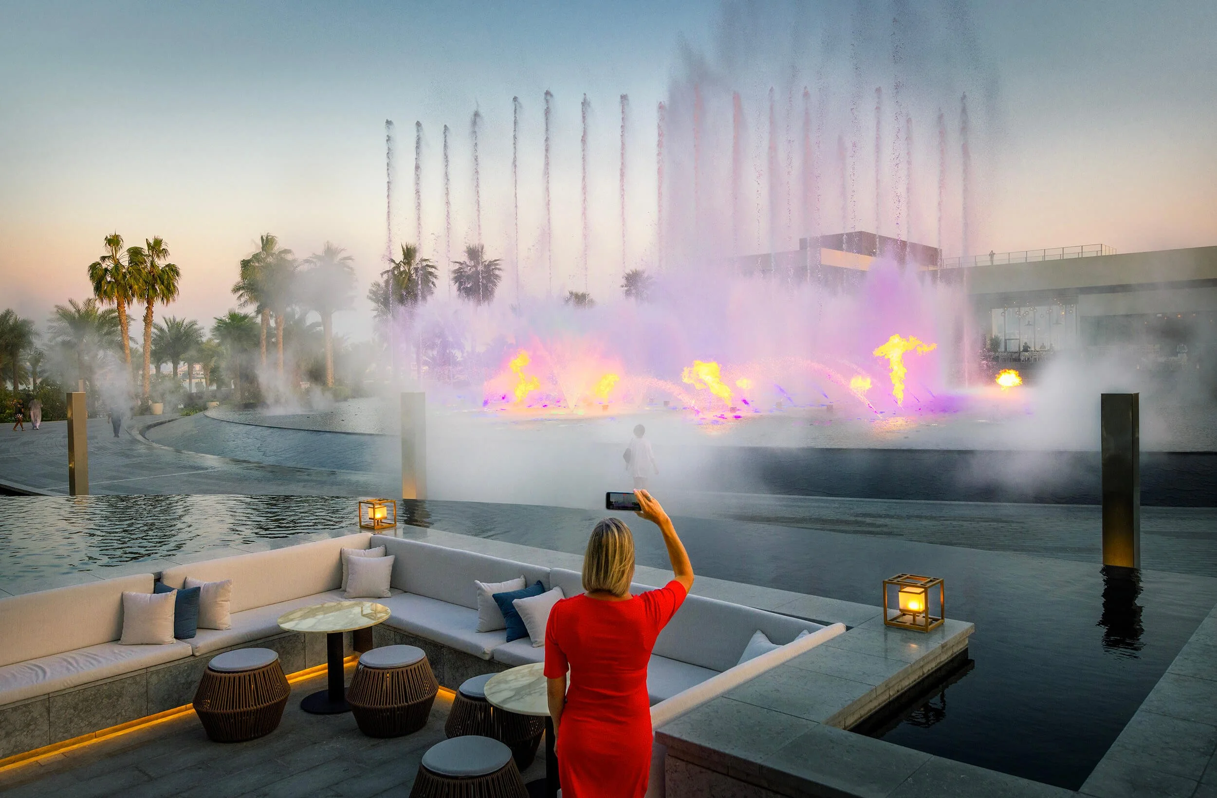 atlantis-royal-water-fountain-show-rare-exterior-sarab-ahmad-alnaji.jpg