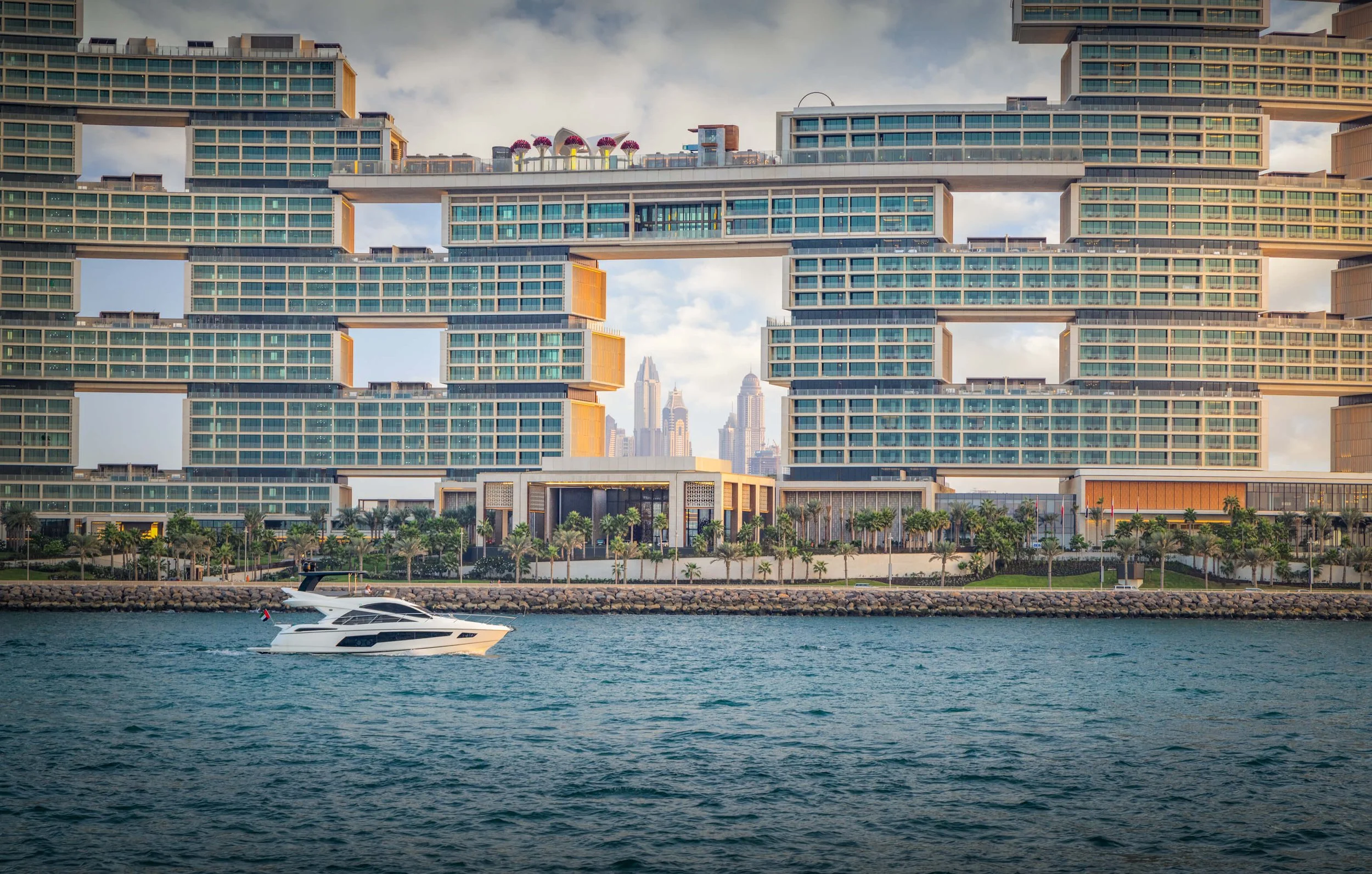 atlantis-royal-facade-detail-marina-towers-dubai-kpf-fine-art-sarab-ahmad-alnaji.jpg