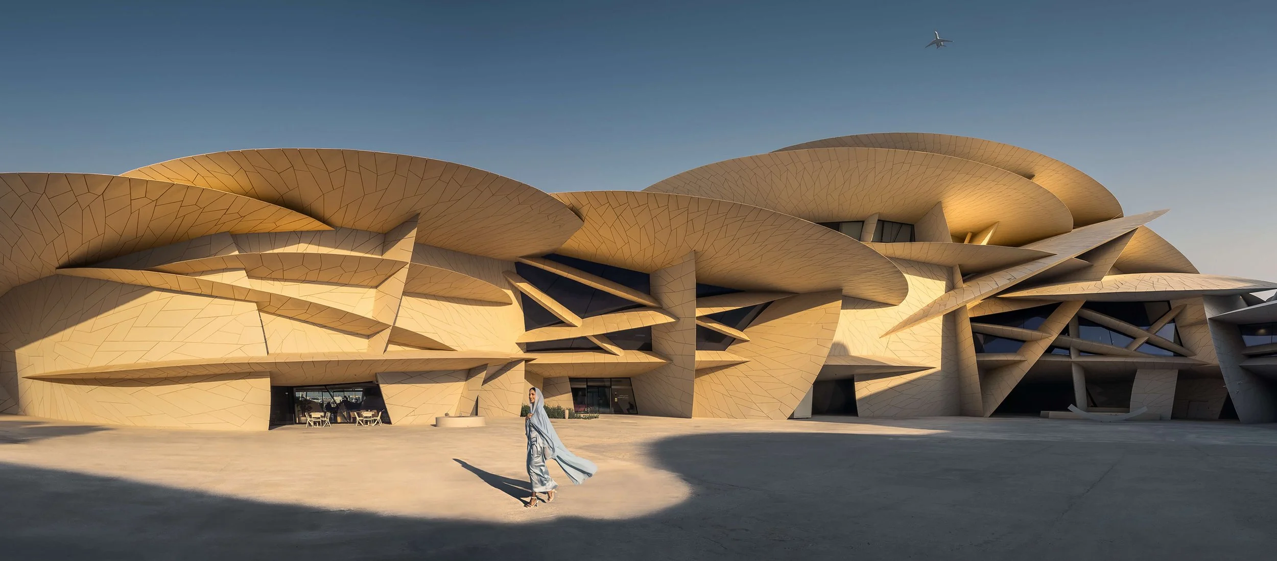 wide view of the National Museum of Qatar (nmoq), designed by Jean Nouvel