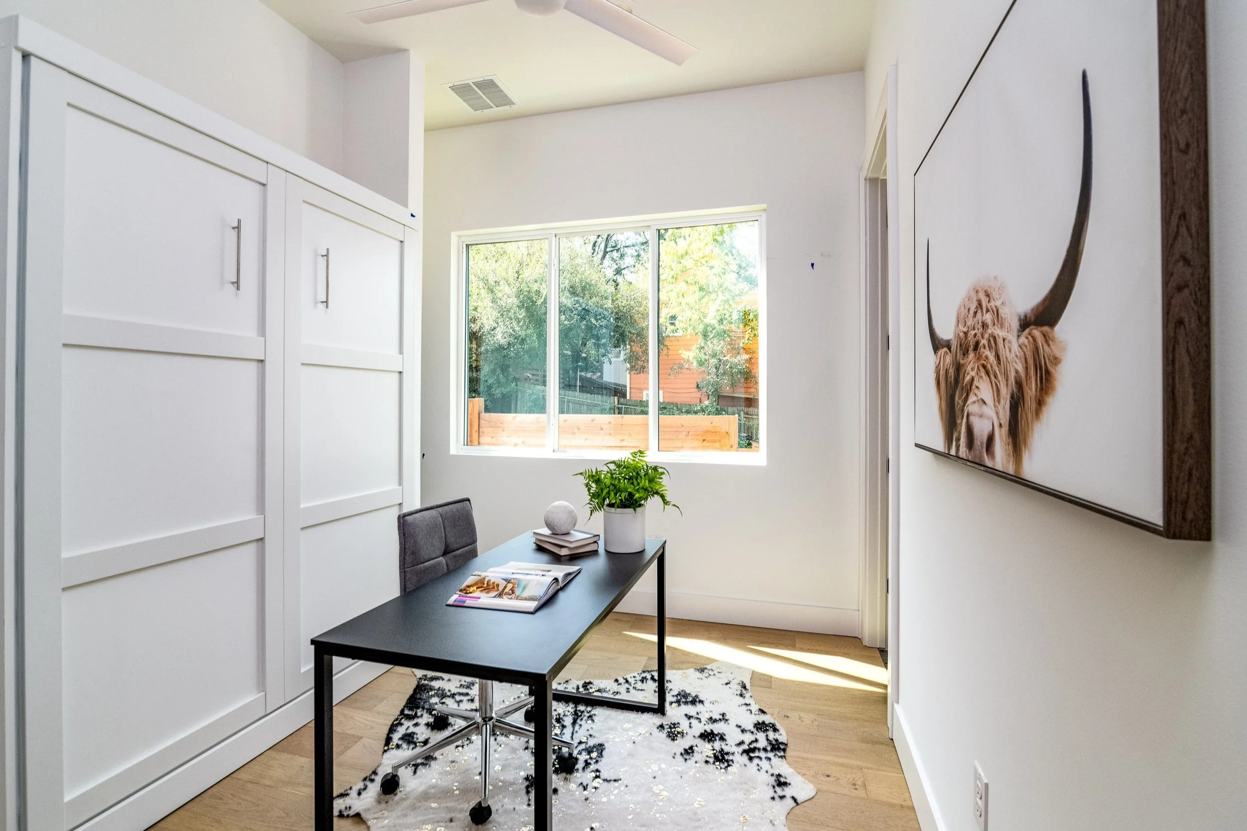 1409 Deloney St Austin TX-print-010-005-Office-3000x2000-300dpi.jpg