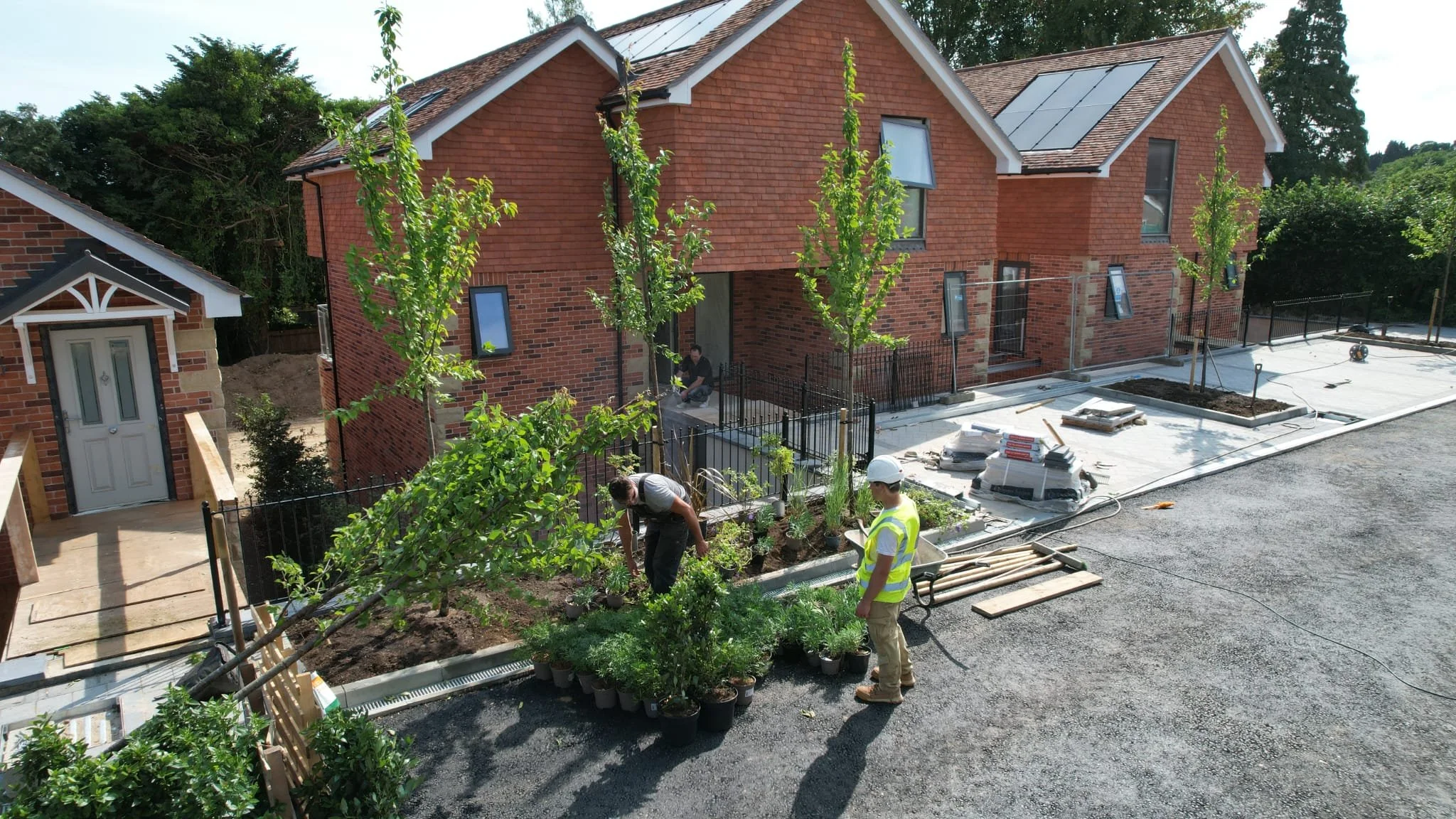 WhatsApp Image 2025-02-22 at 07.40.13_29158b2a.jpg