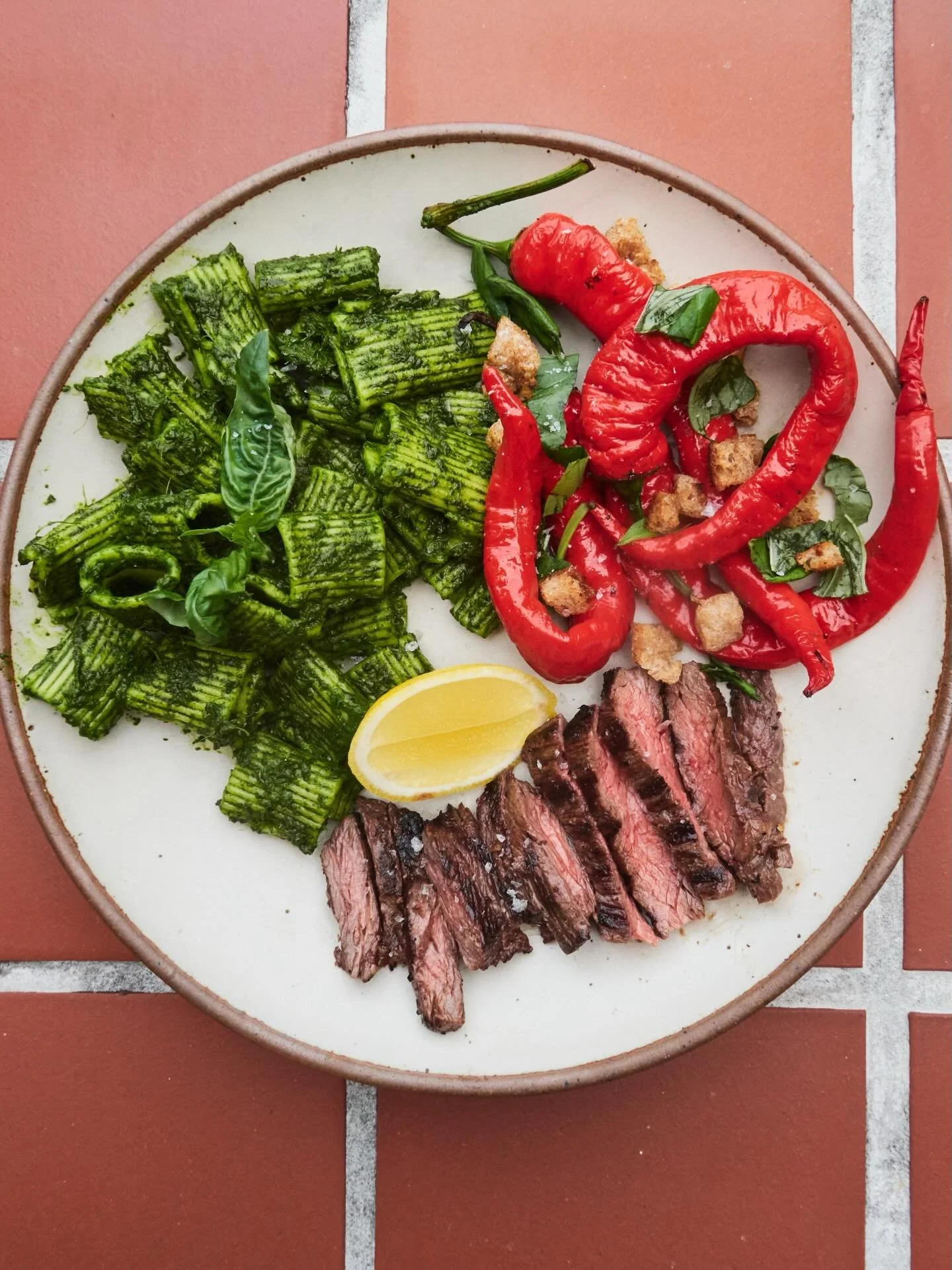 who is jimmy nardello anyway? 🌶️ 

grilled skirt steak + jimmy nardello peppers, super green rigatoni

chocolate budino with whipped mascarpone, olive oil and flakey salt for dessert!