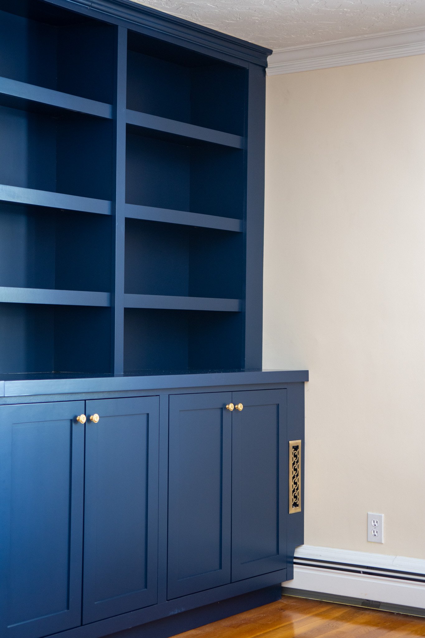 Bernardi Woodworking Built in Bookcase-1.jpg