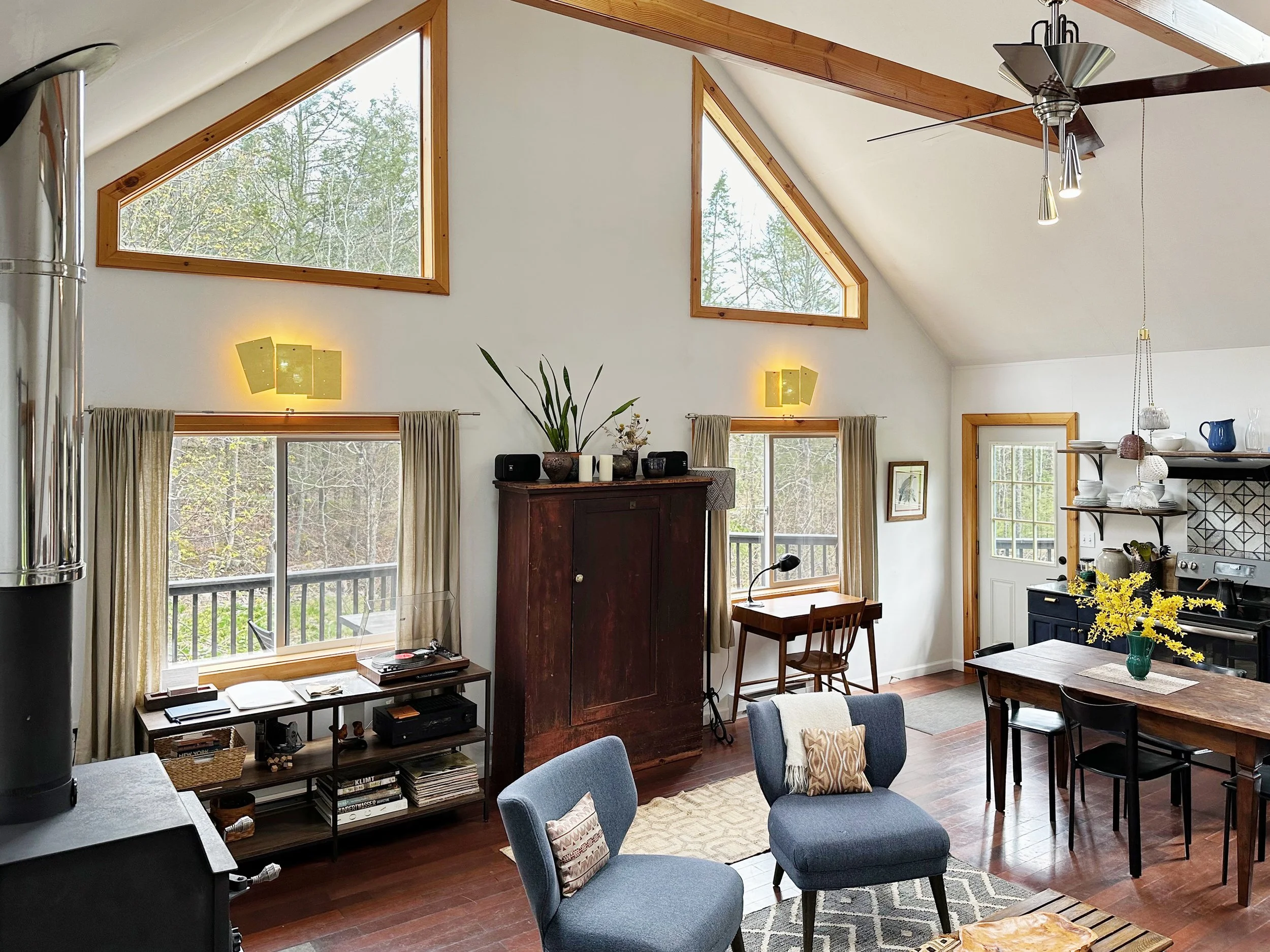 SR_LivingRoom _01 042824.jpg
