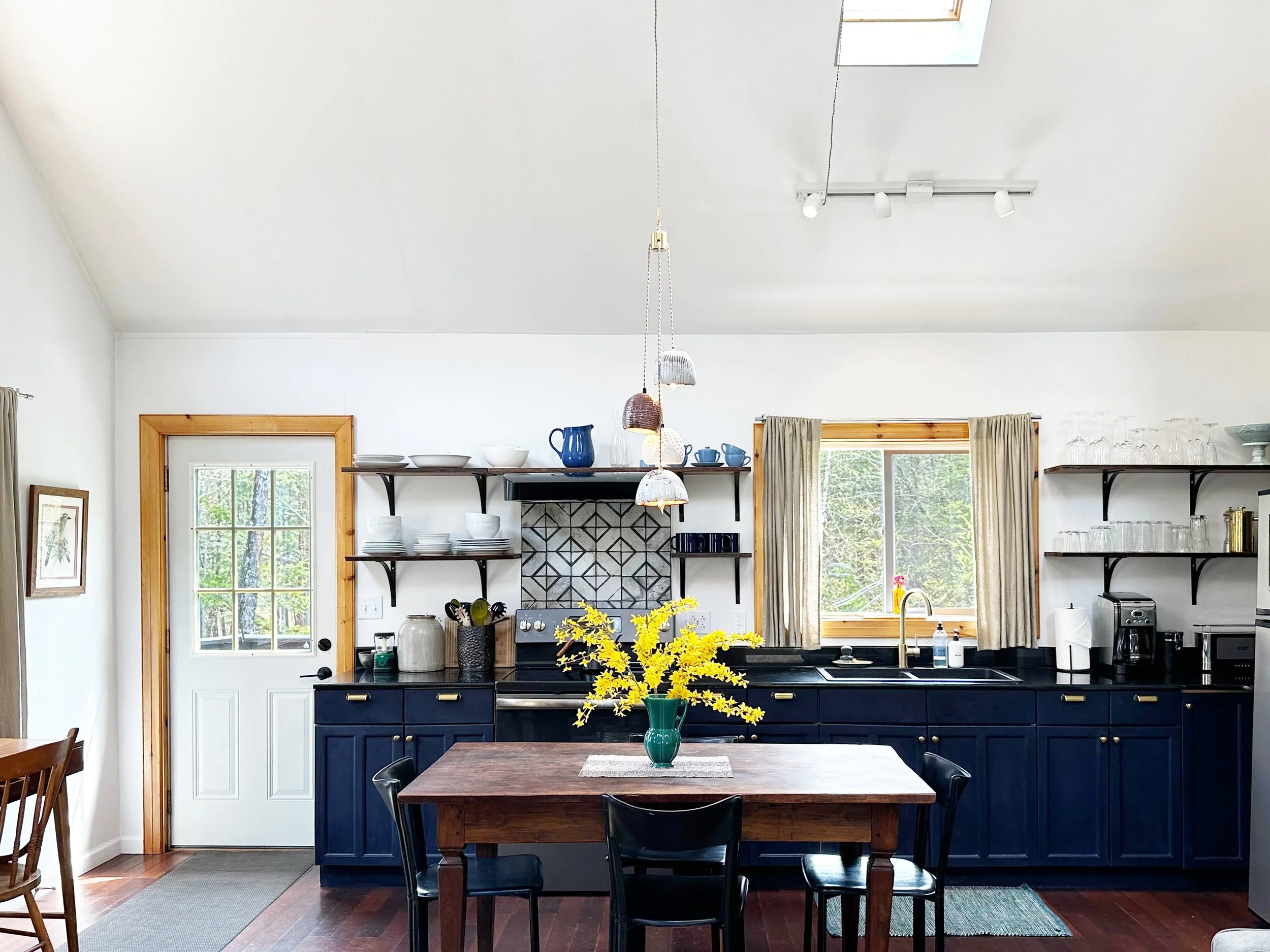SR_Kitchen _01 042824.jpg