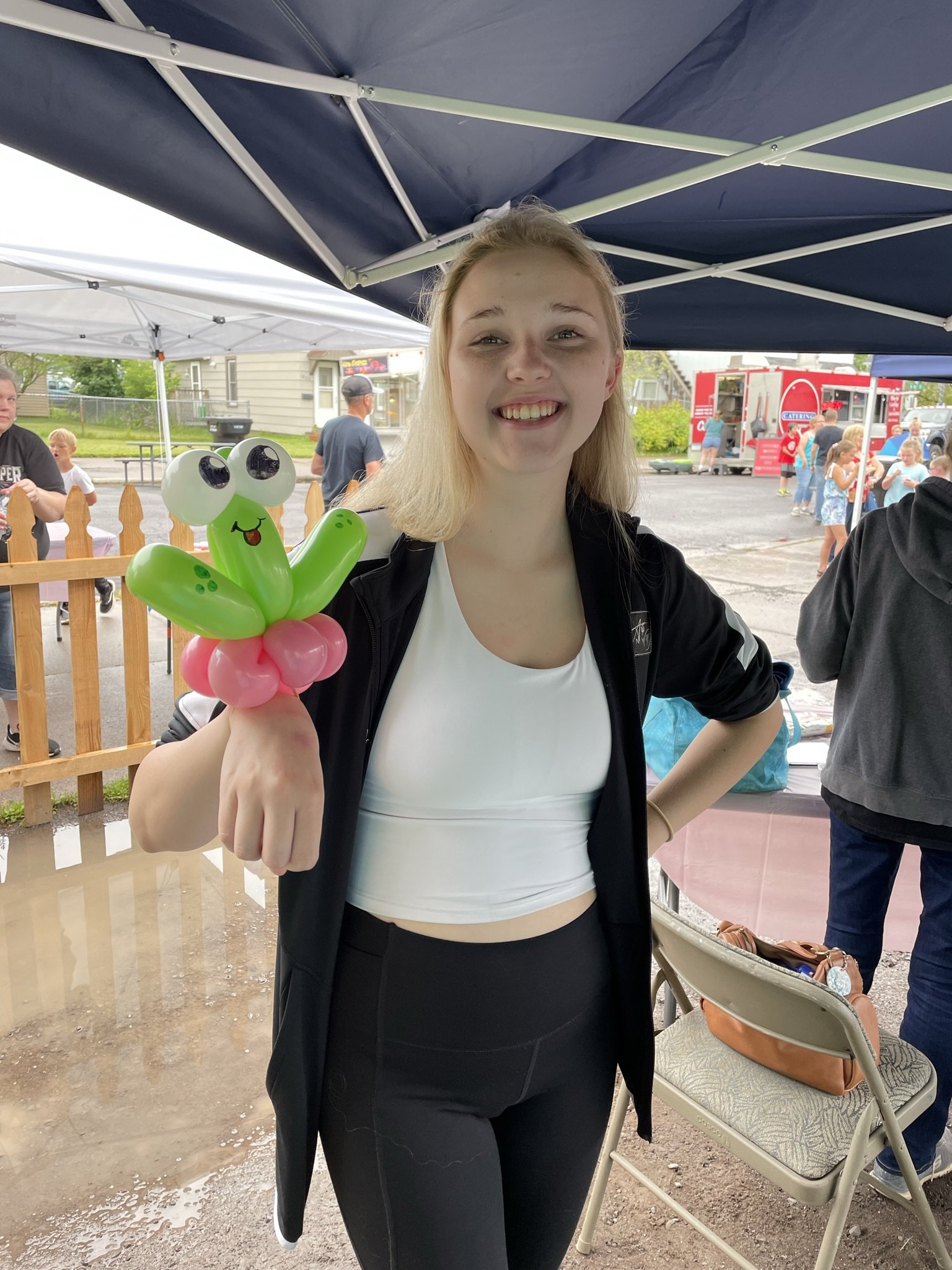 frog balloon bracelet.jpeg