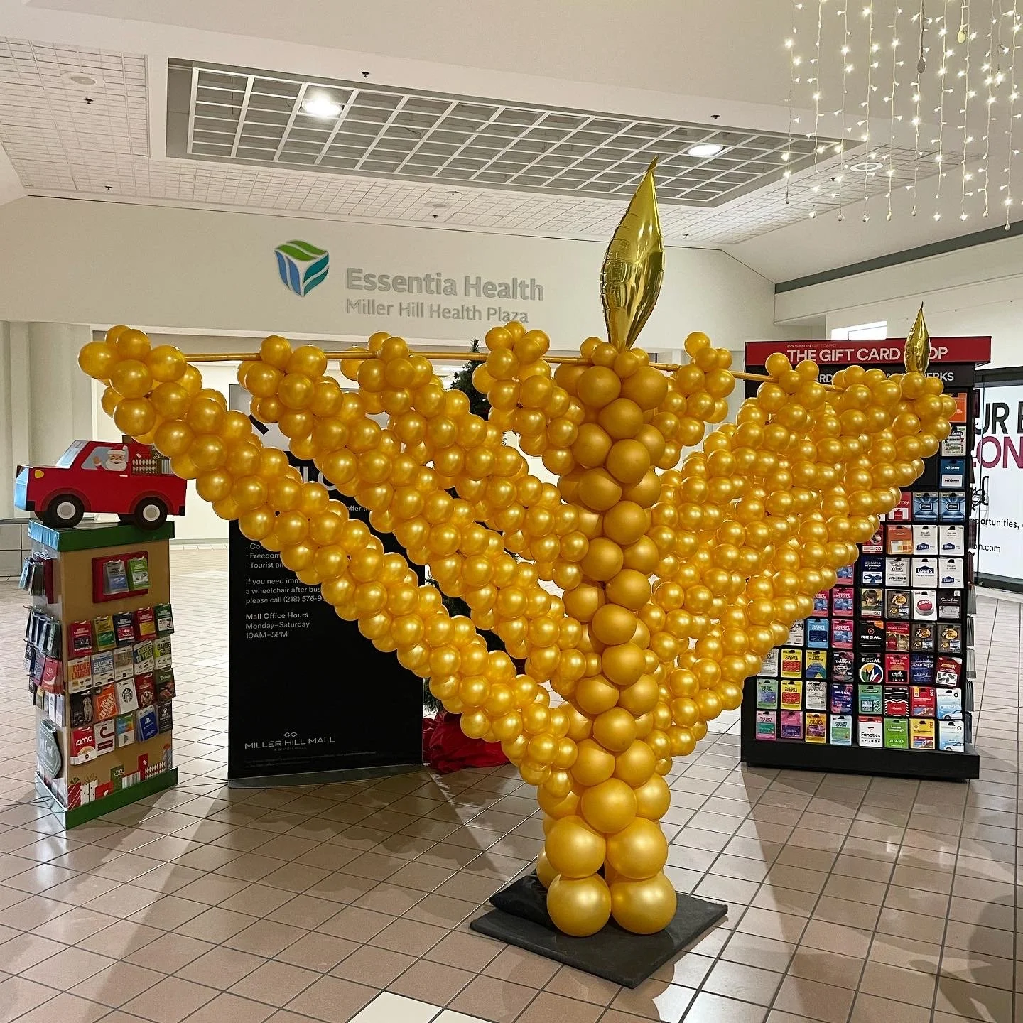 balloon menorah.JPEG