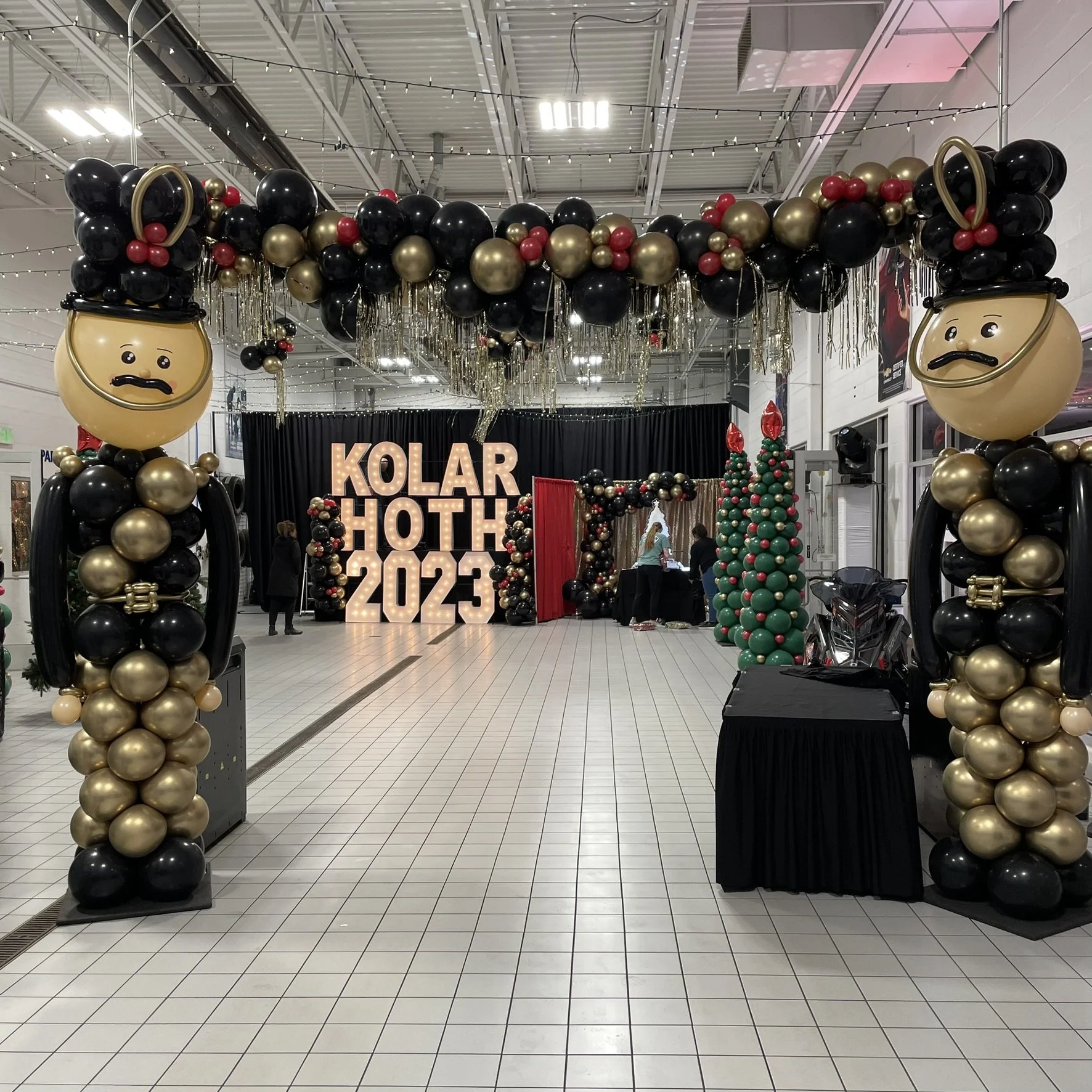 black and gold nutcrackers.JPEG