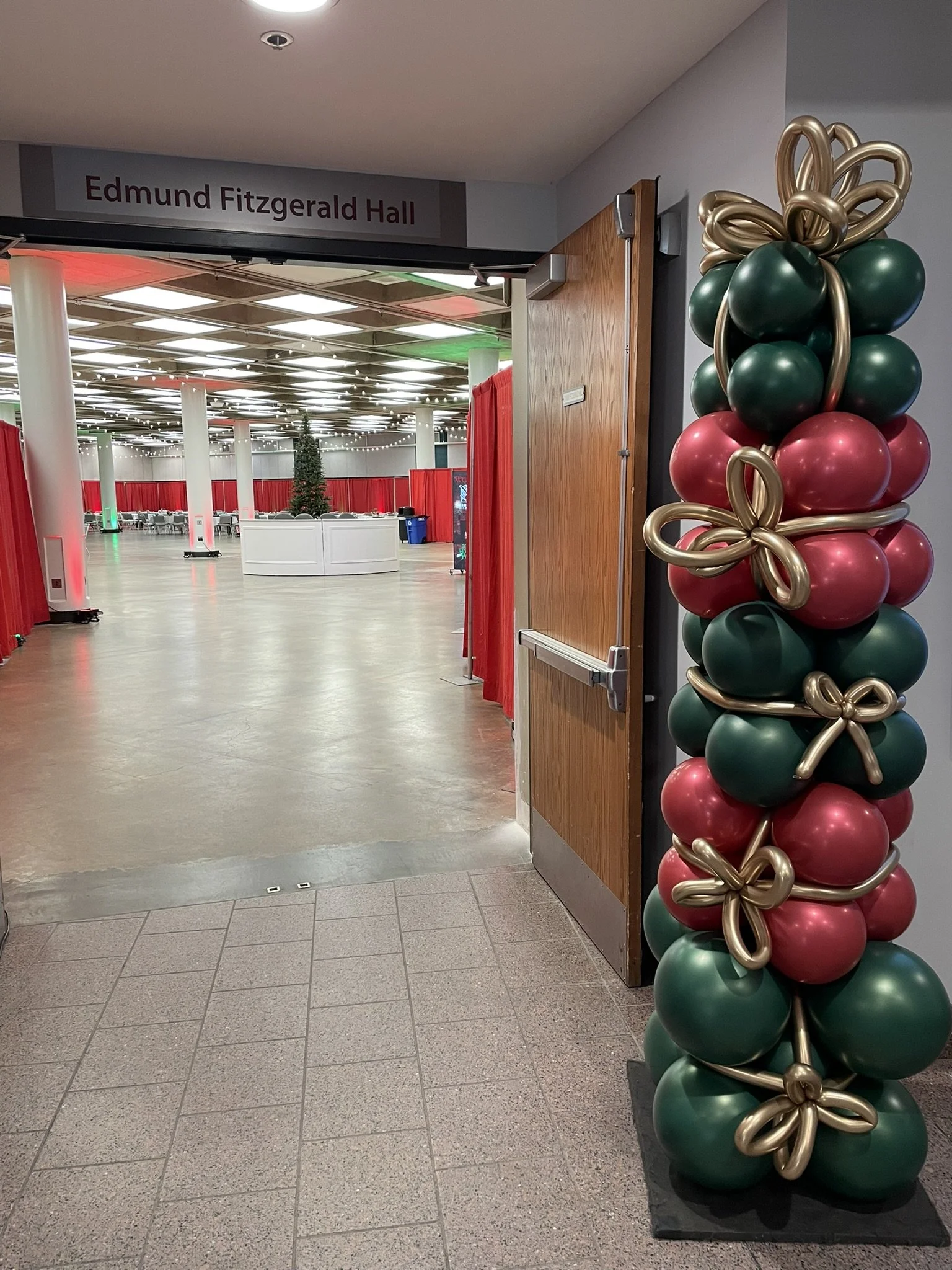 Balloon Gift Stack Column.JPEG