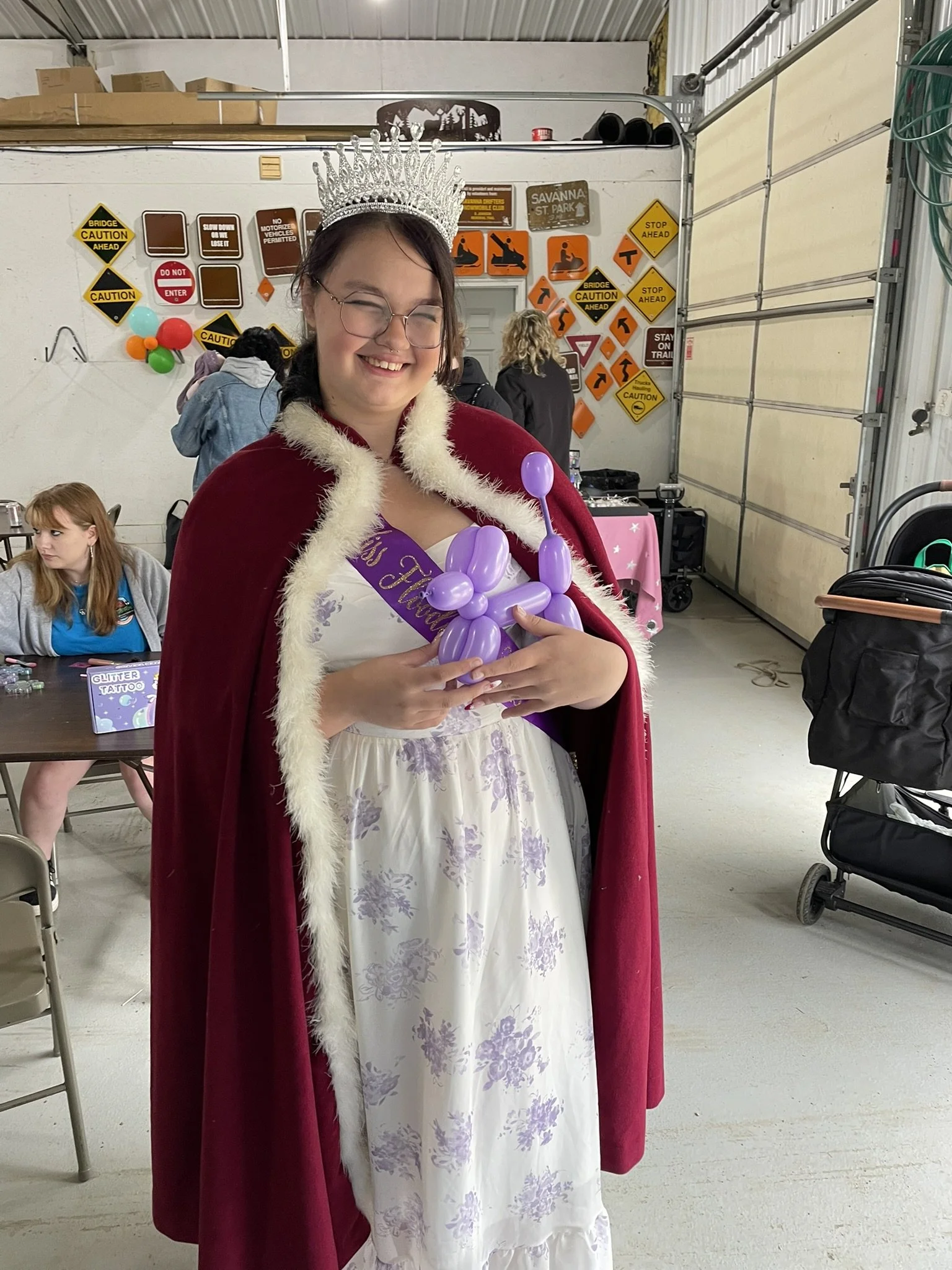 Royalty with balloon Dog in Floodwood MN.JPEG