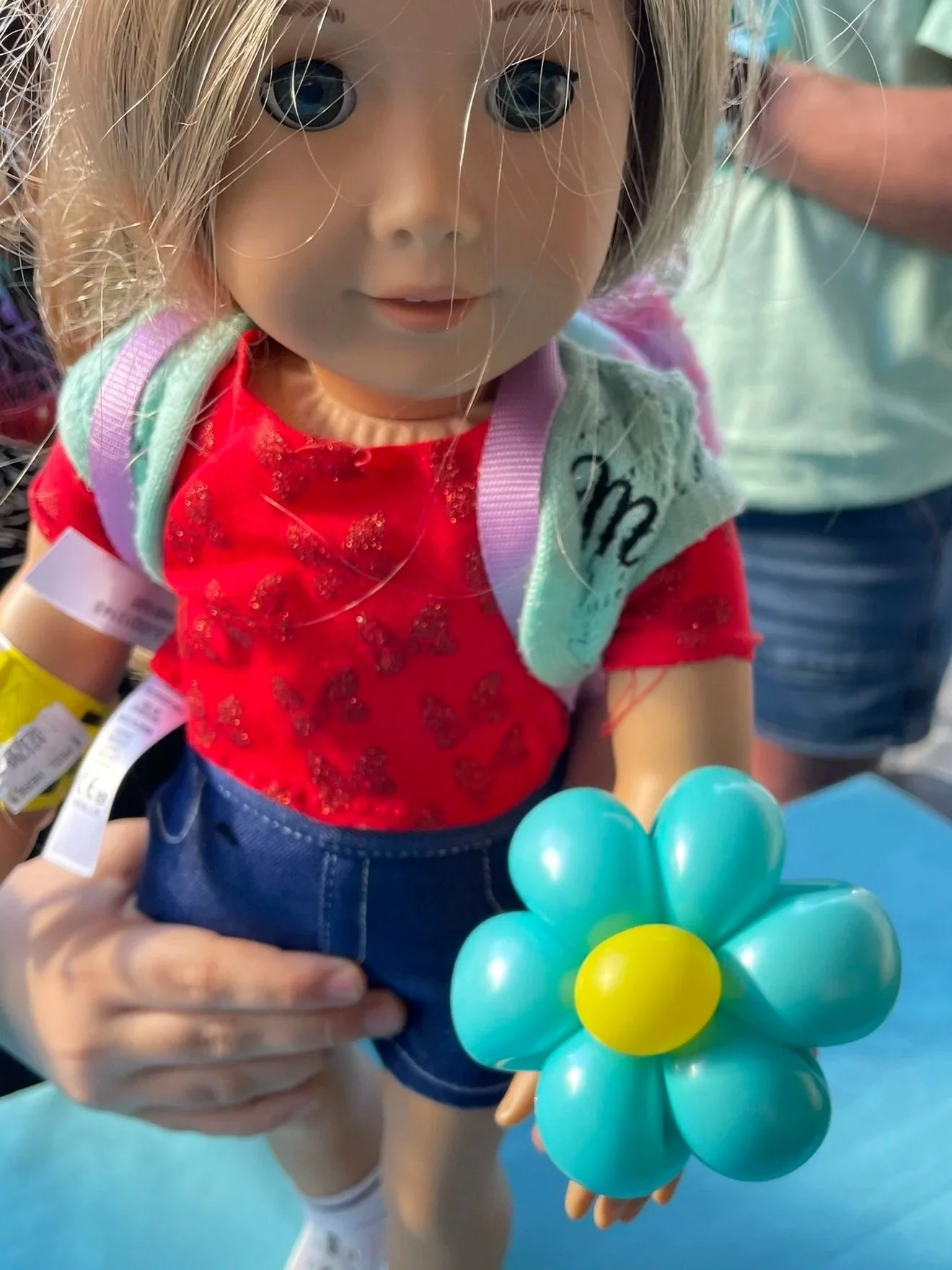 American+Girl+Doll+with+Balloon+Flower+Bracelet.jpg