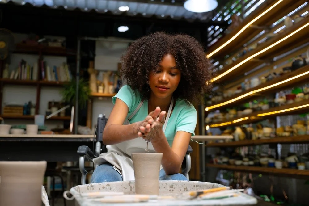 Why Are These 5 Unique Side Hustles in Los Angeles and Chicago Seeing a 20% Surge in Pay This Year?