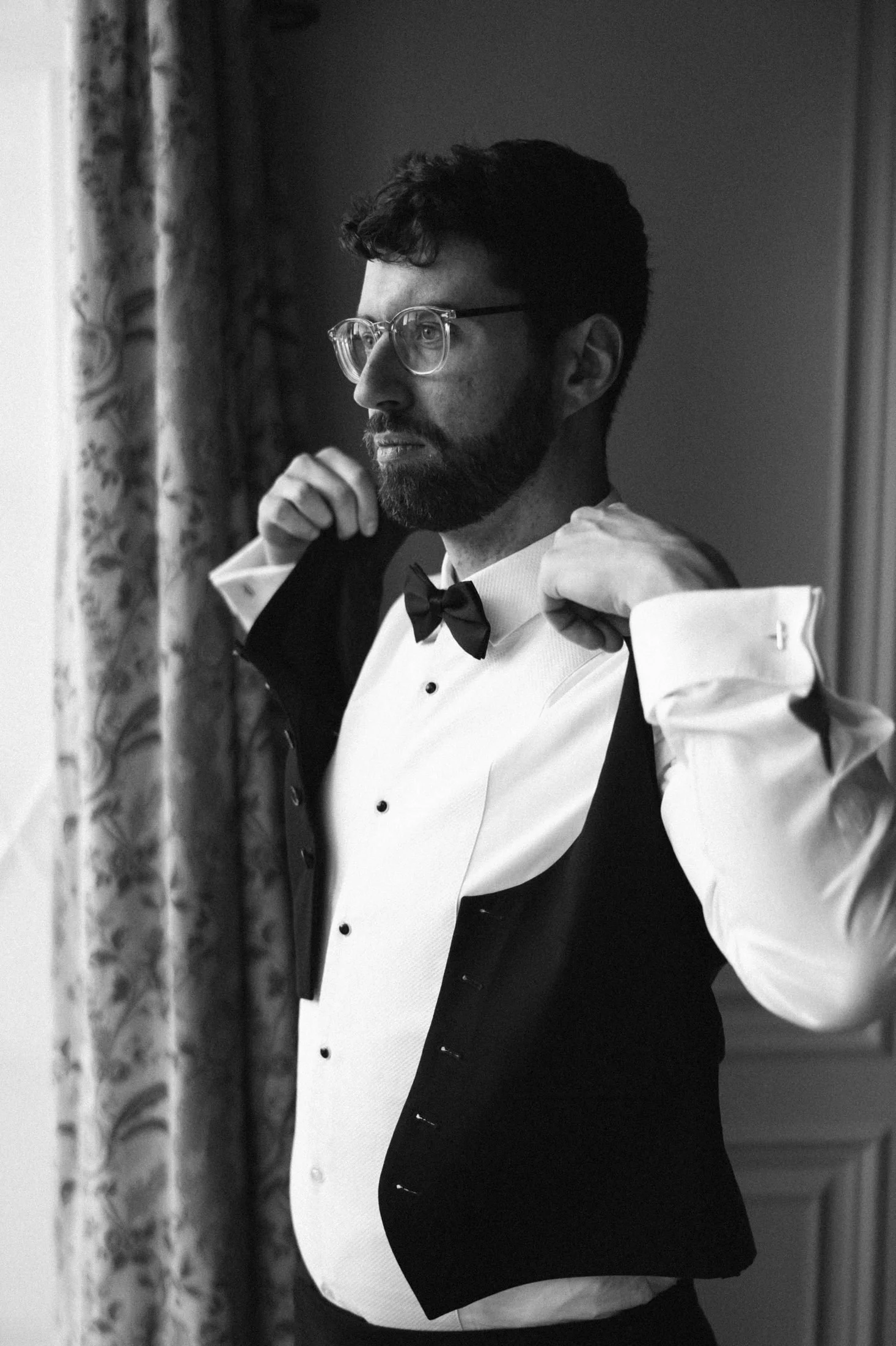 cliff-at-lyons-wedding-photographer-ireland-34.jpg