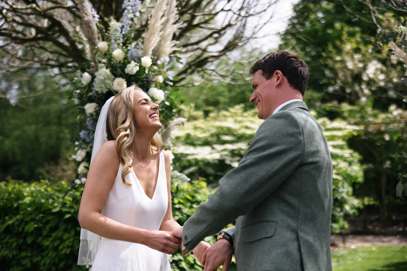 Larchfield-Estate-Wedding-Photos-026.jpg