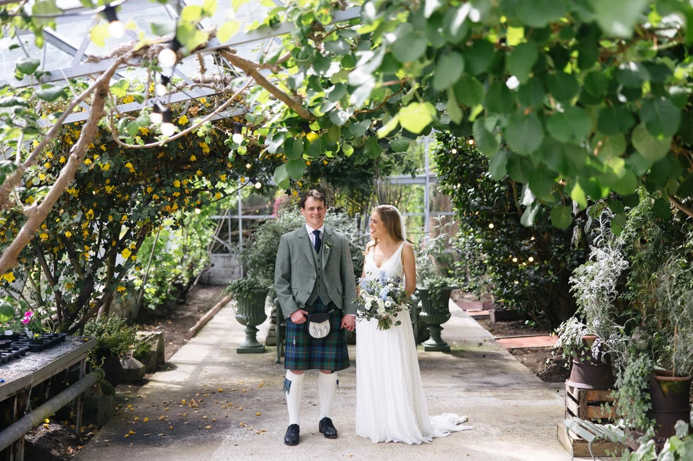Larchfield-Estate-Wedding-Photos-055.jpg
