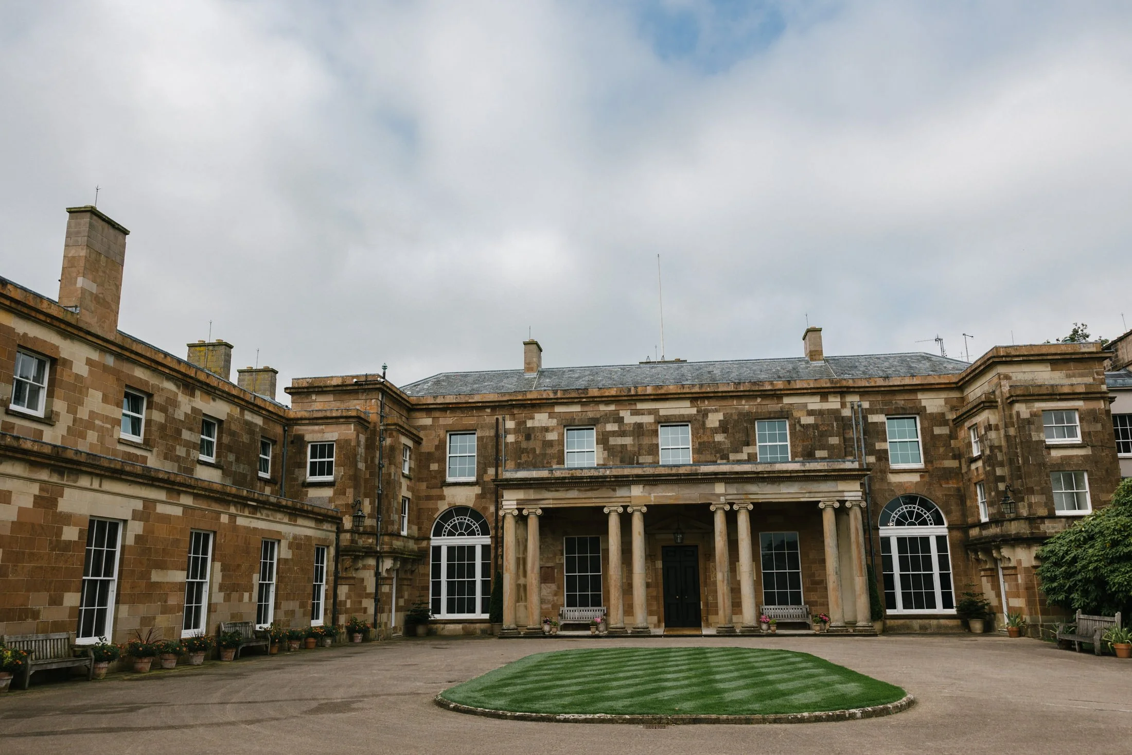 hillsborough-castle-wedding-photography-northern-ireland-2.jpg