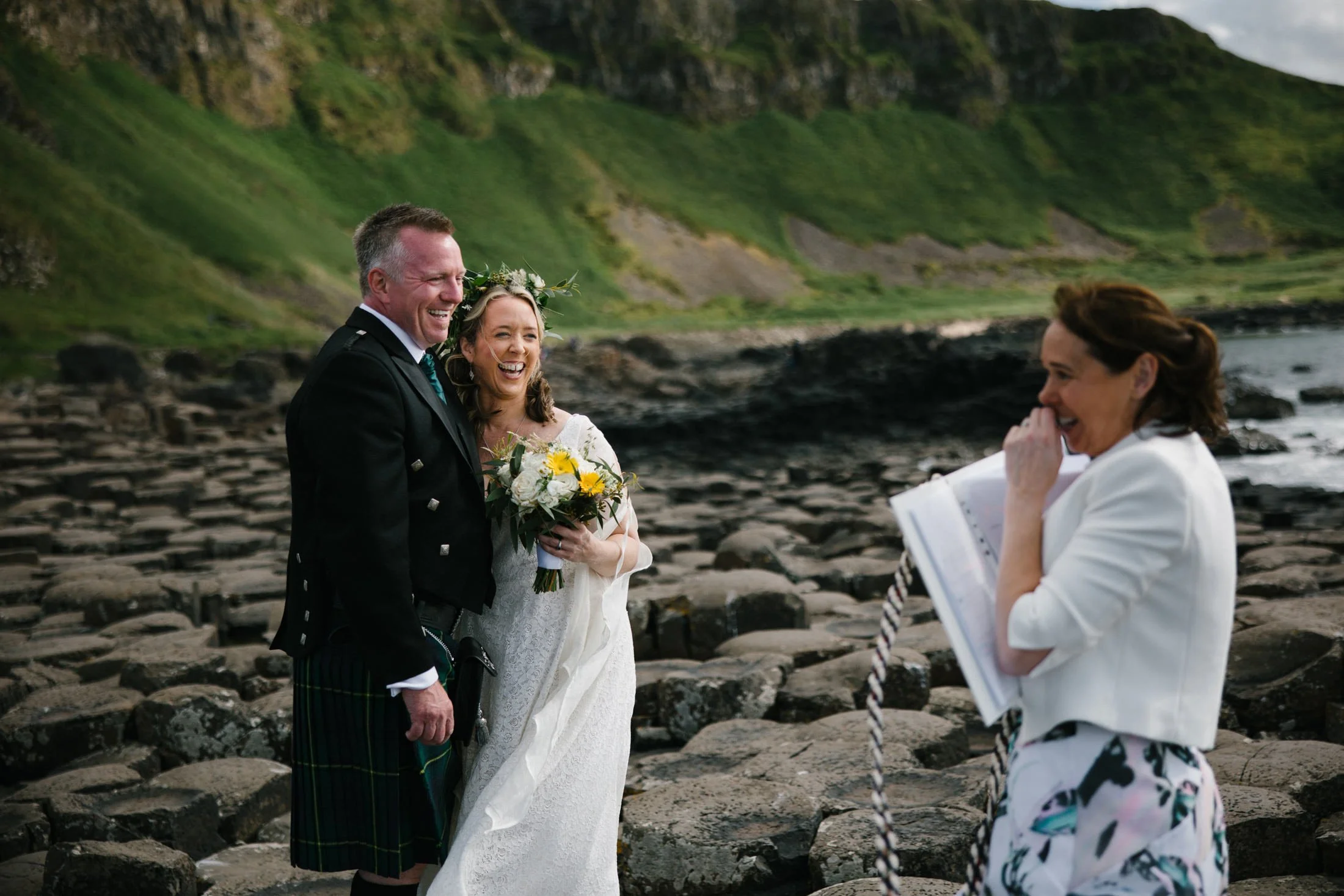giants-causeway-elopement-photographer-ireland-17.jpg