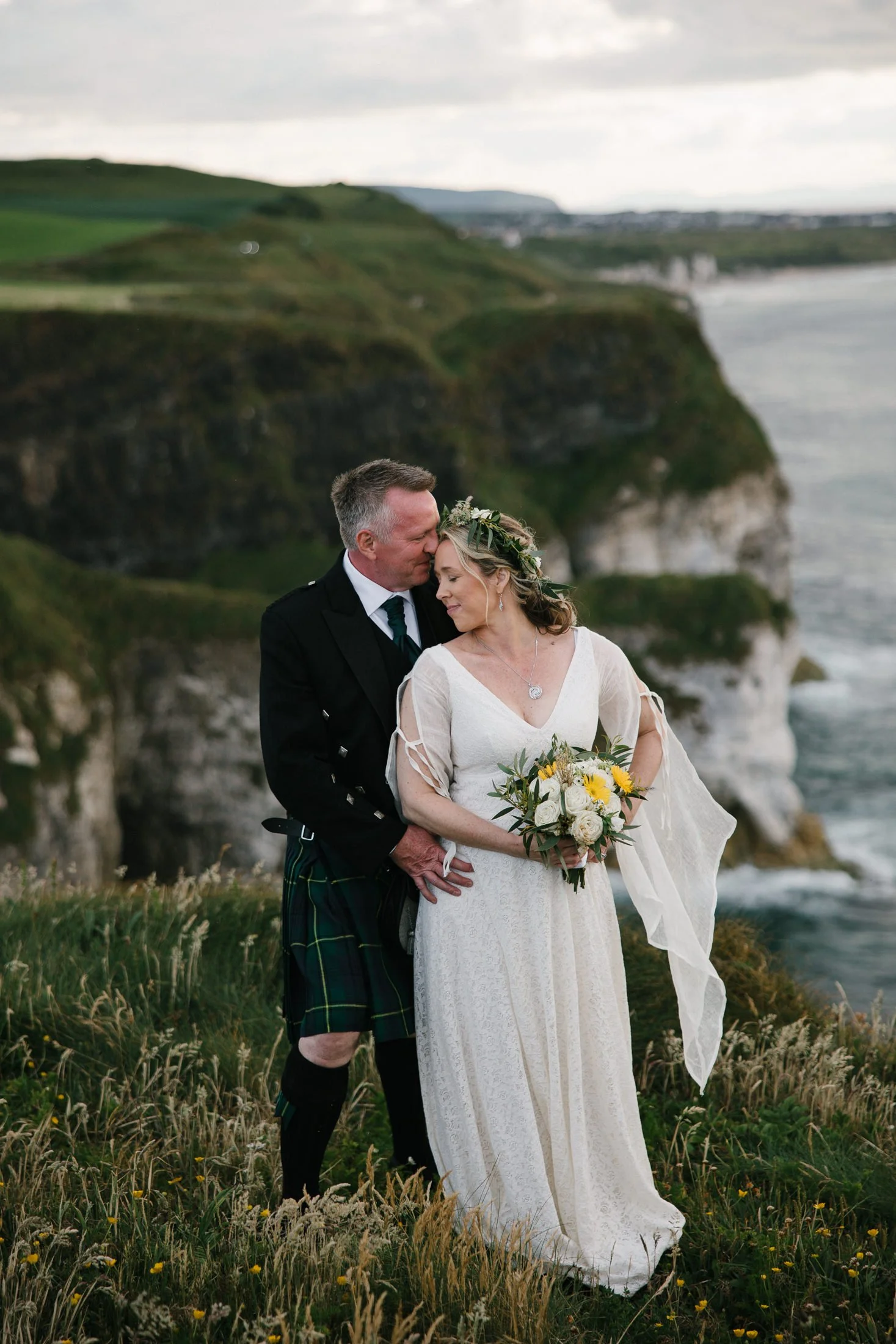 giants-causeway-elopement-photographer-ireland-51.jpg