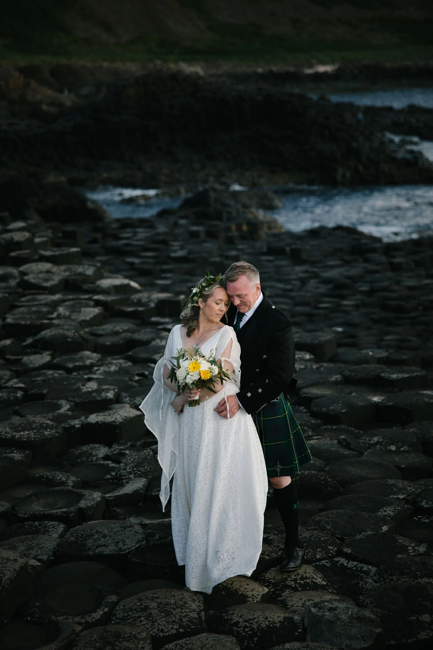 giants-causeway-elopement-photographer-ireland-39.jpg