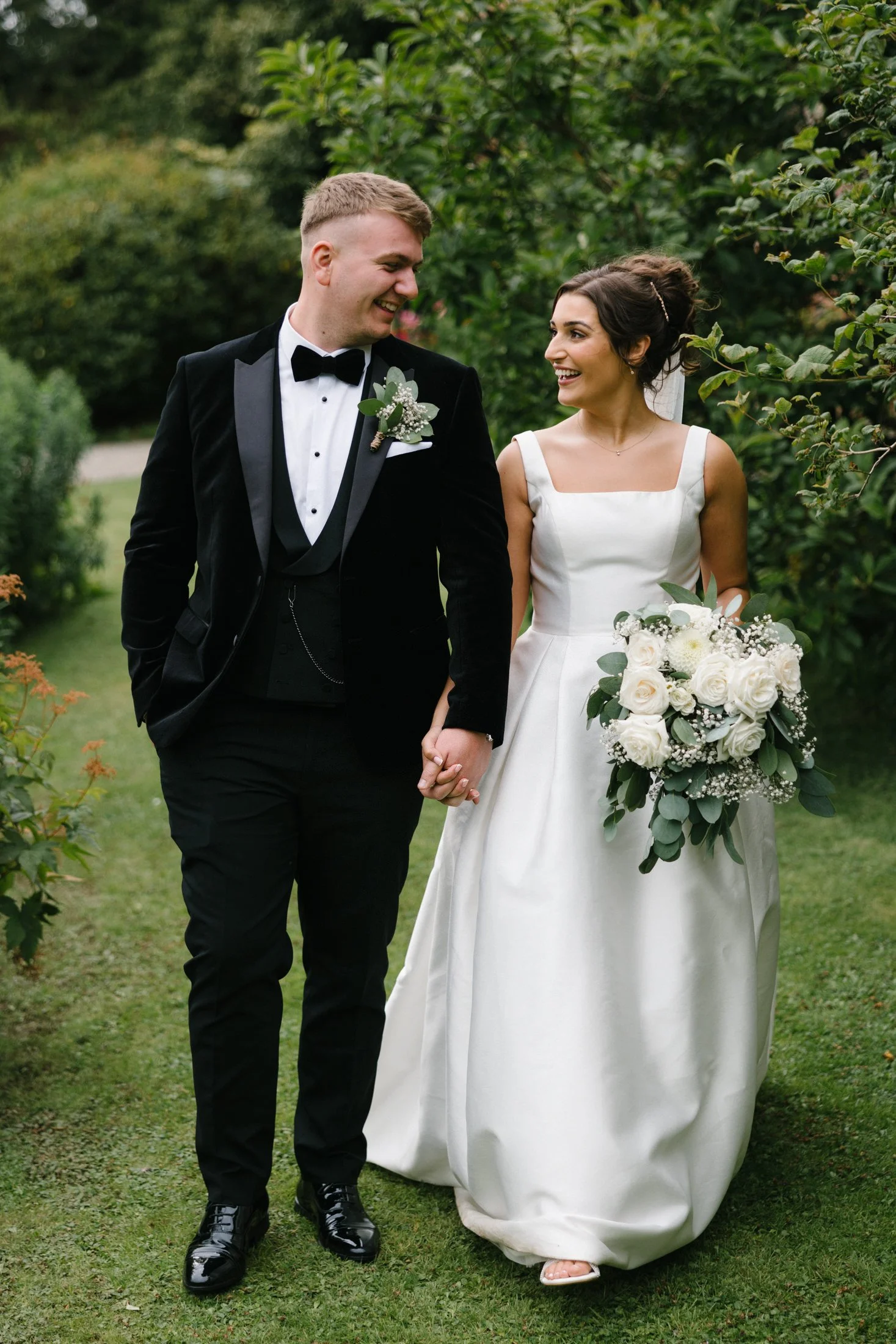 ballyscullion-park-wedding-photographer-northern-ireland-137.jpg