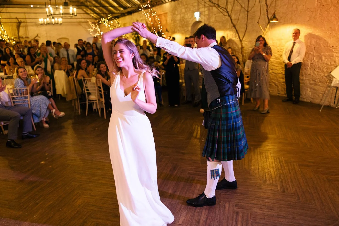Larchfield-Estate-Wedding-Photos-088.jpg