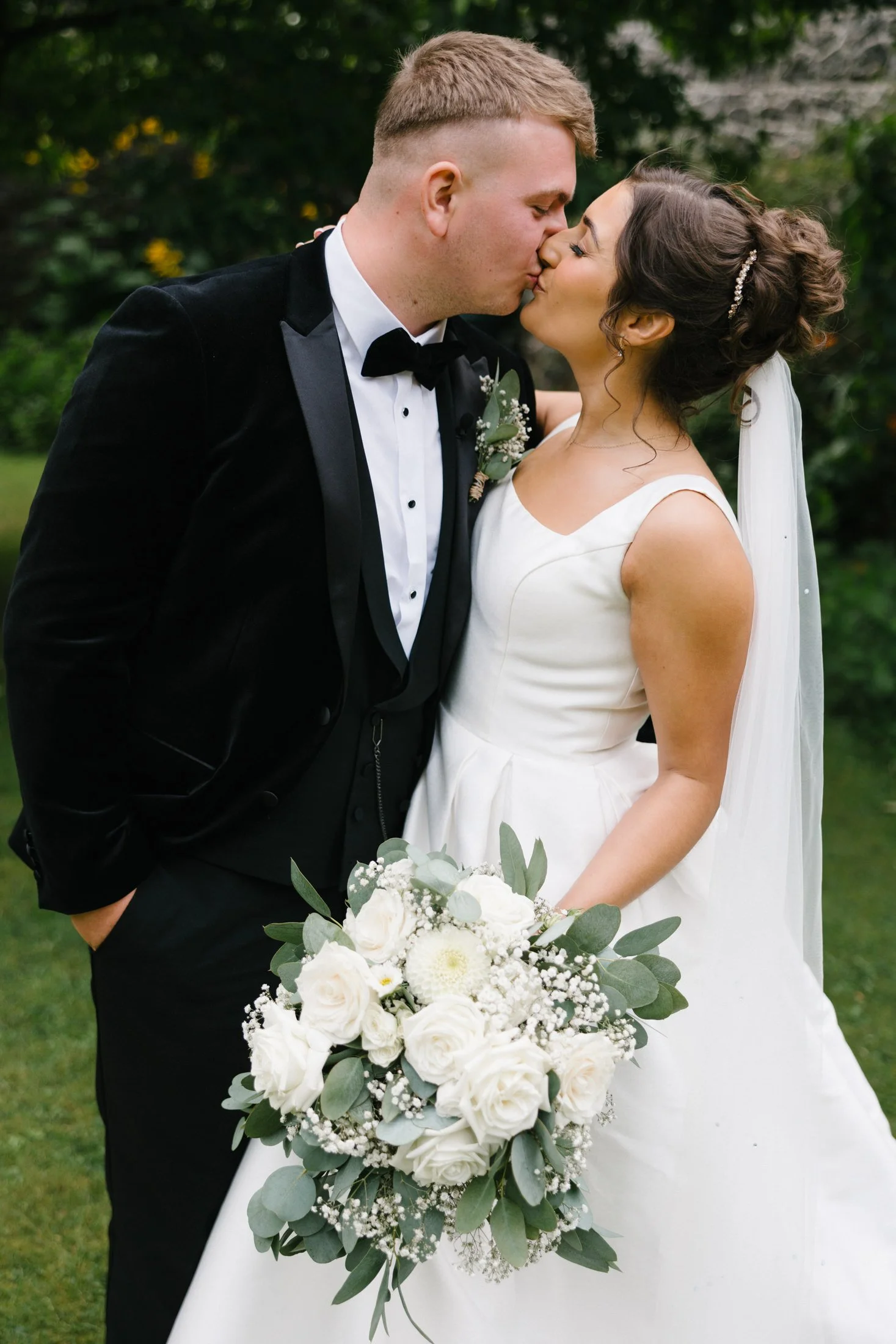 ballyscullion-park-wedding-photographer-northern-ireland-57.jpg