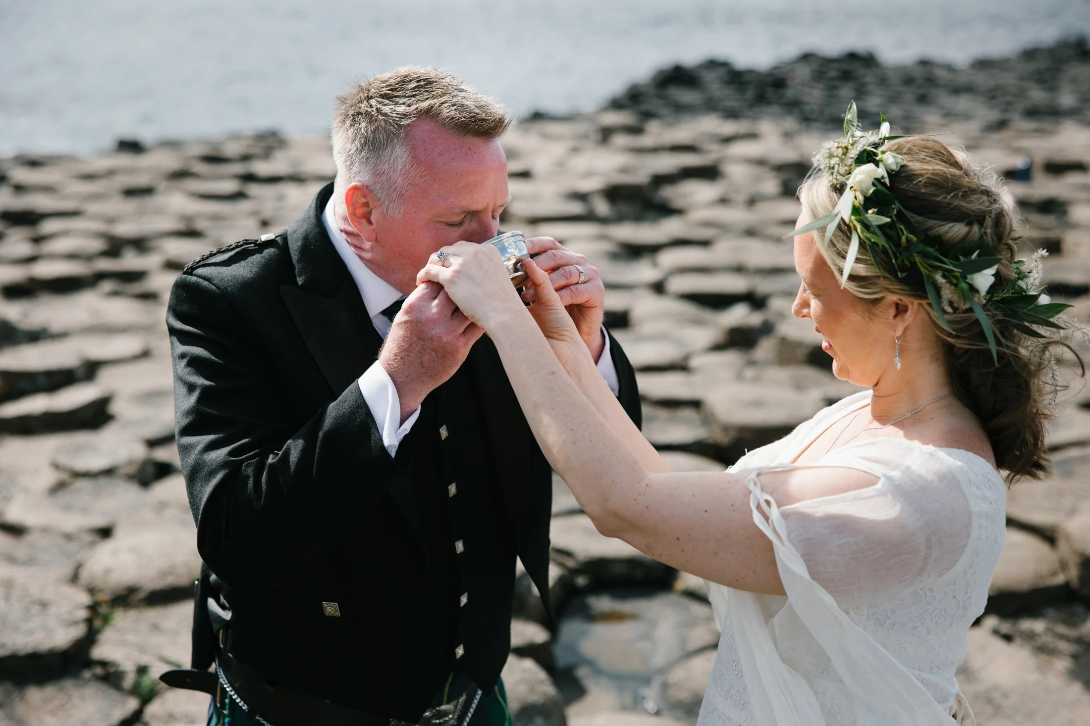 giants-causeway-elopement-photographer-ireland-25.jpg