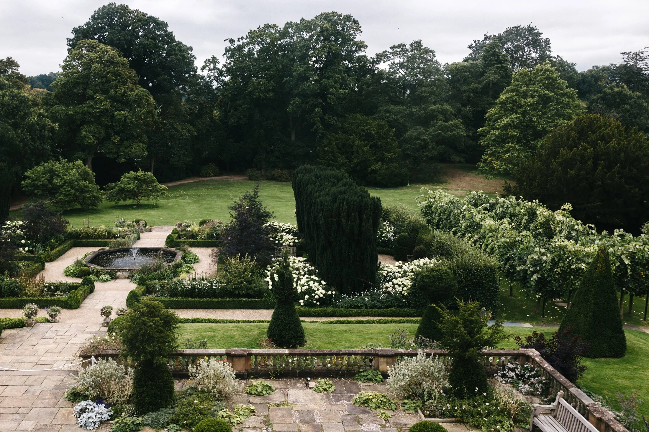 hillsborough-castle-wedding-photography-northern-ireland-4.jpg