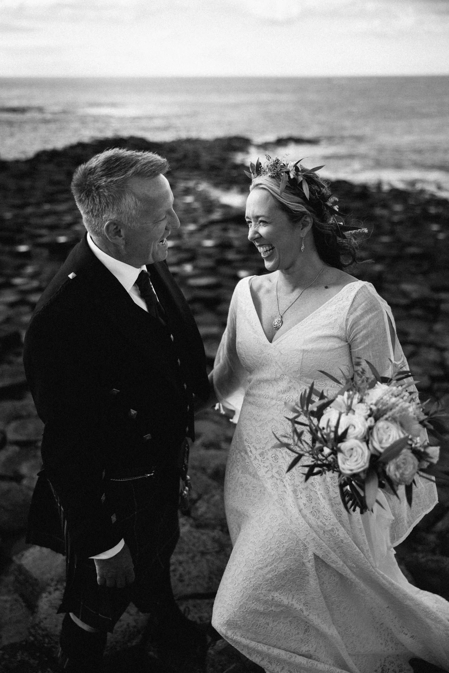 giants-causeway-elopement-photographer-ireland-37.jpg