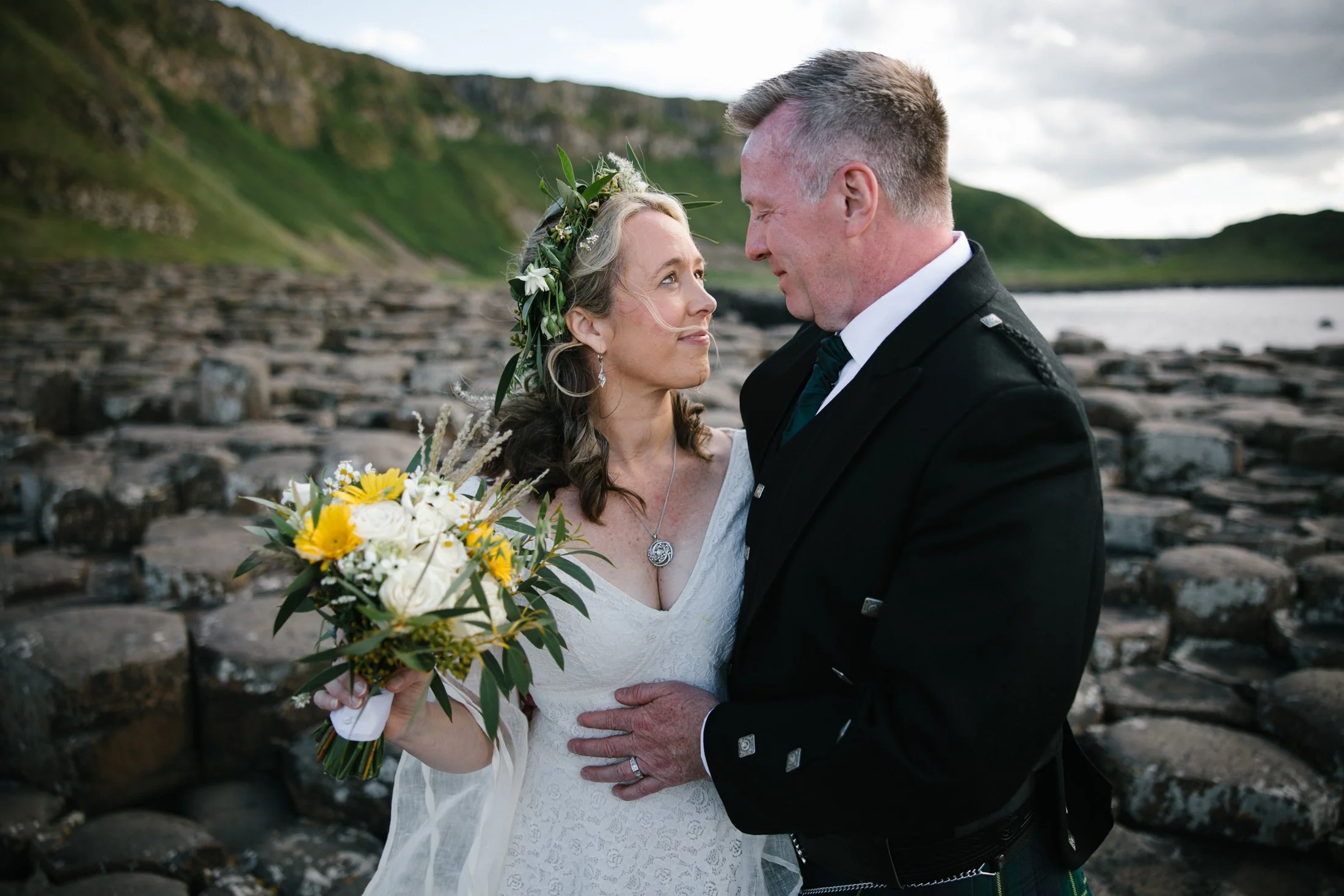 giants-causeway-elopement-photographer-ireland-29.jpg