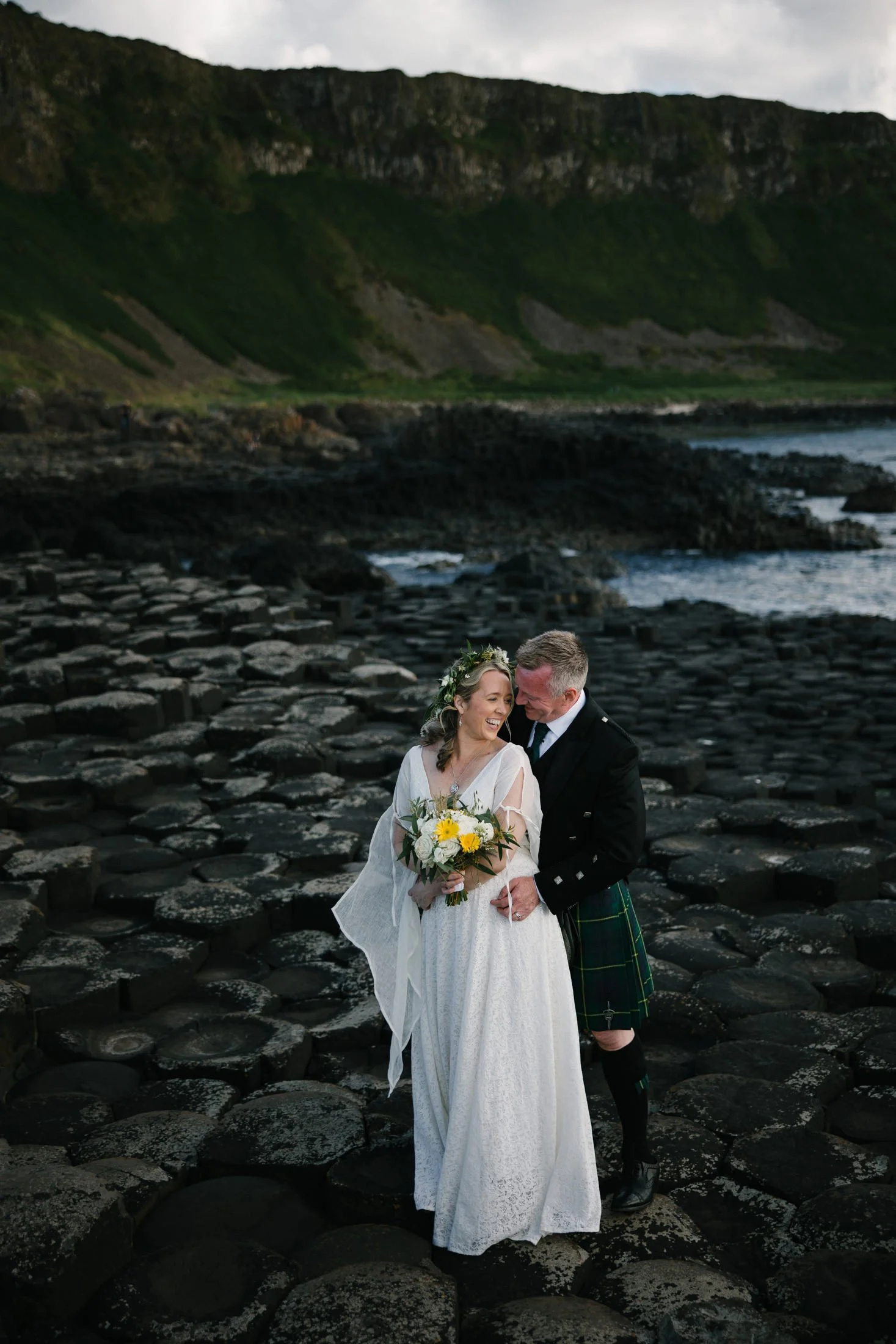 giants-causeway-elopement-photographer-ireland-41.jpg