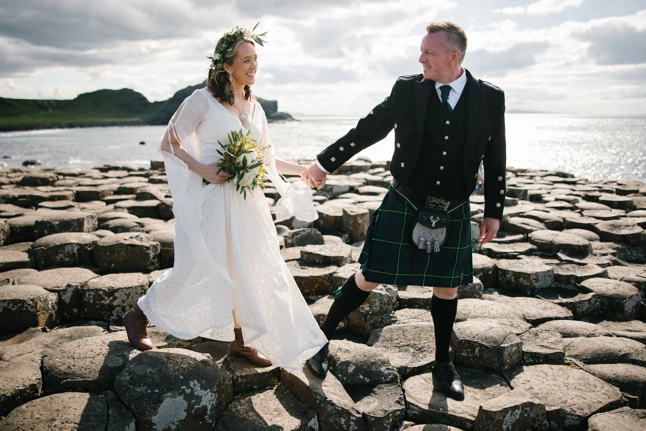 giants-causeway-elopement-photographer-ireland-28.jpg