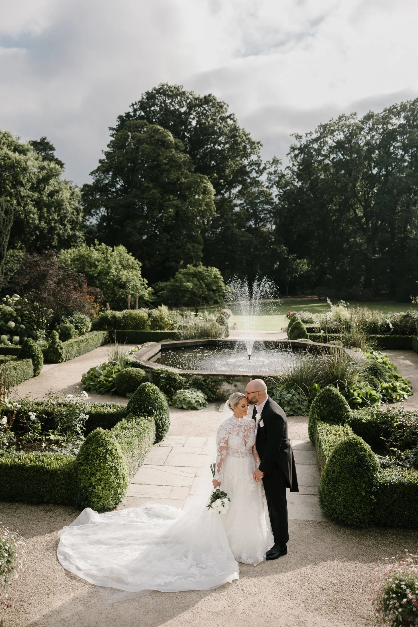 hillsborough-castle-wedding-photography-northern-ireland-103.jpg