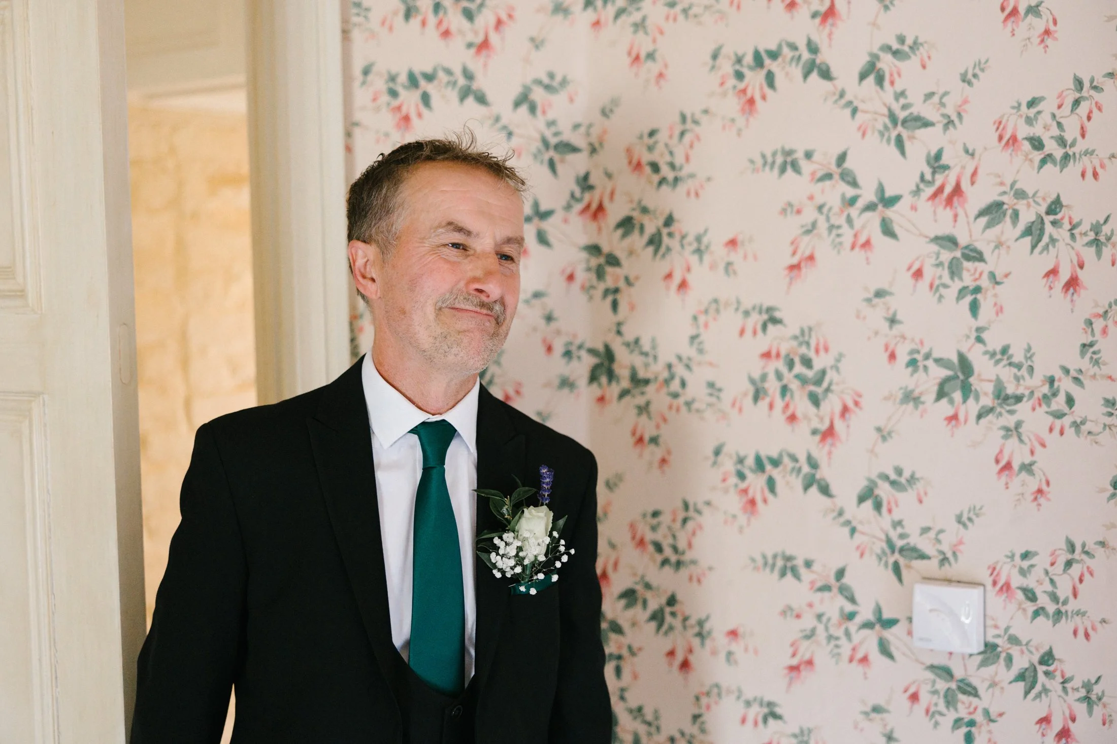 cliff-at-lyons-wedding-photographer-ireland-21.jpg