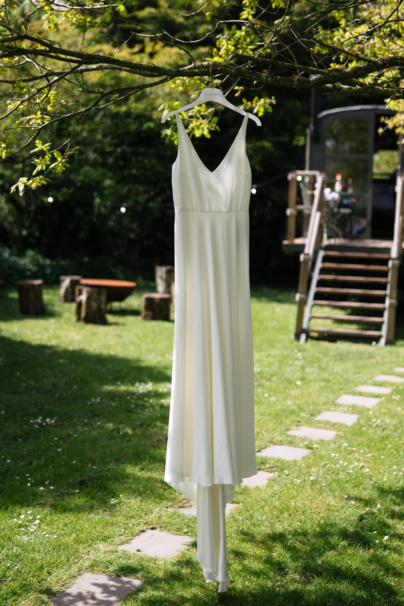 Larchfield-Estate-Wedding-Photos-003.jpg