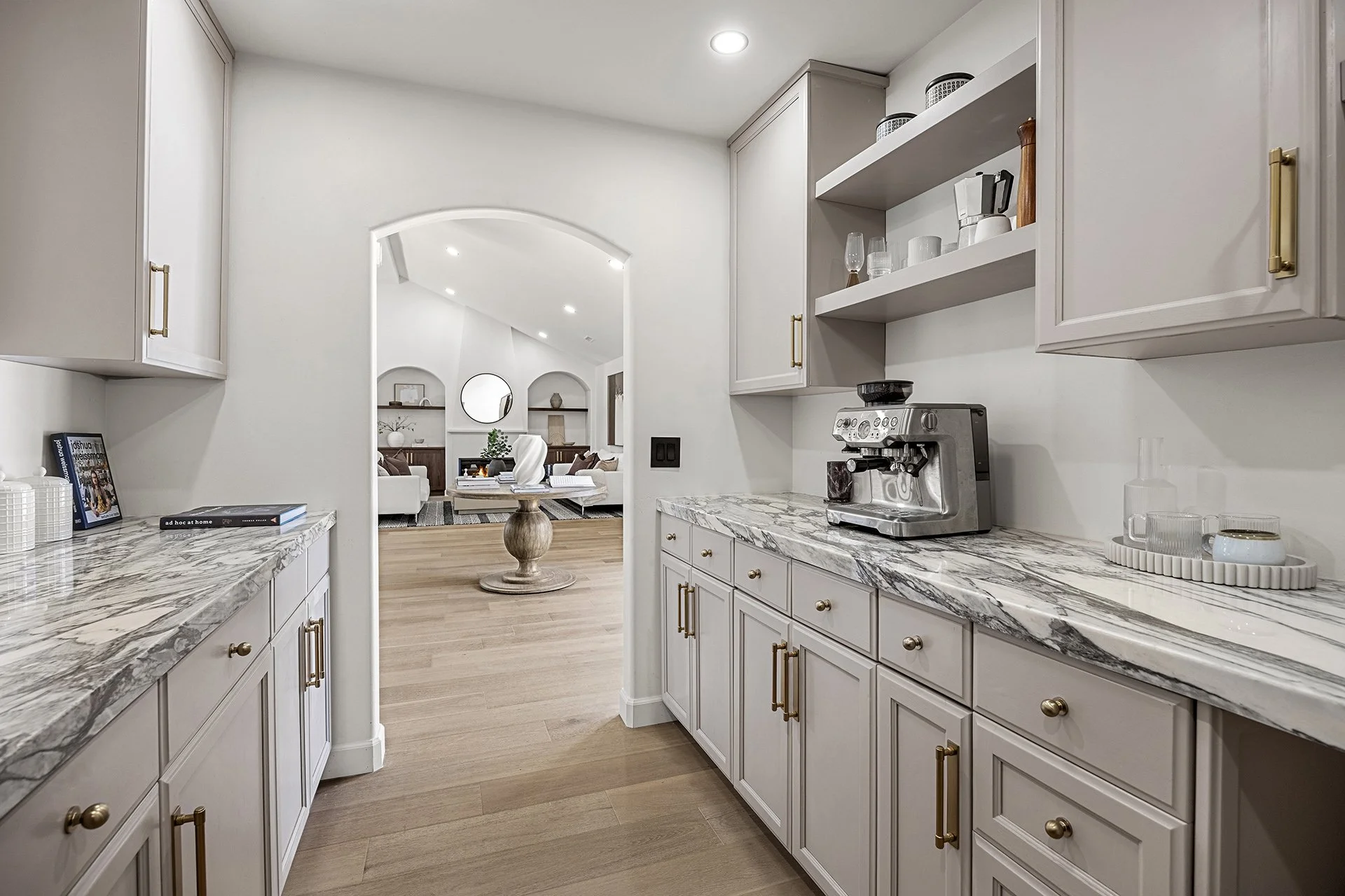 An image of the walk in pantry.