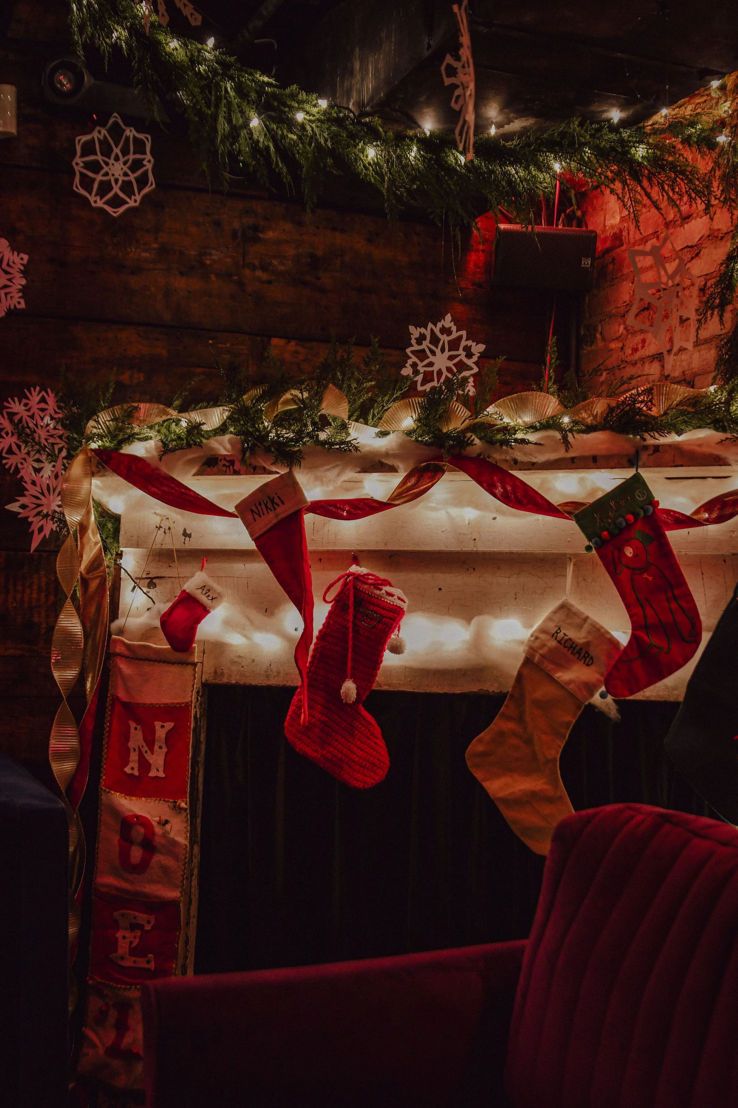 KF Holiday 2 Fireplace-websize-10.jpg