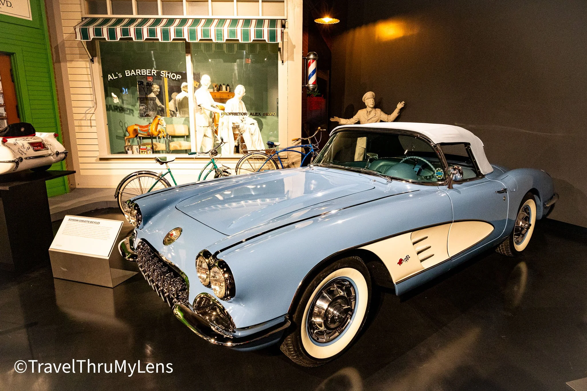 Corvette Muesum-3.jpg
