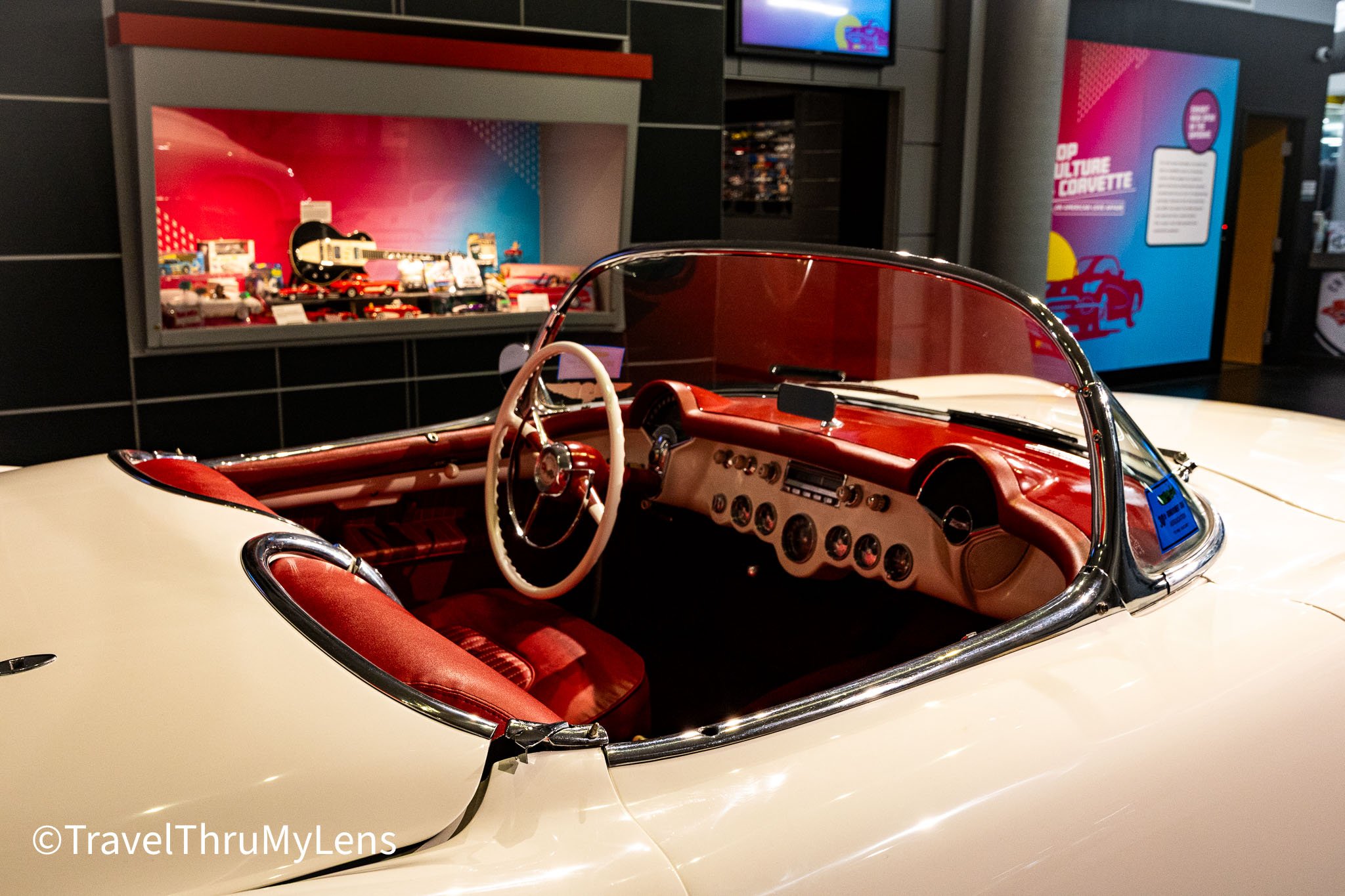 Corvette Muesum-1.jpg