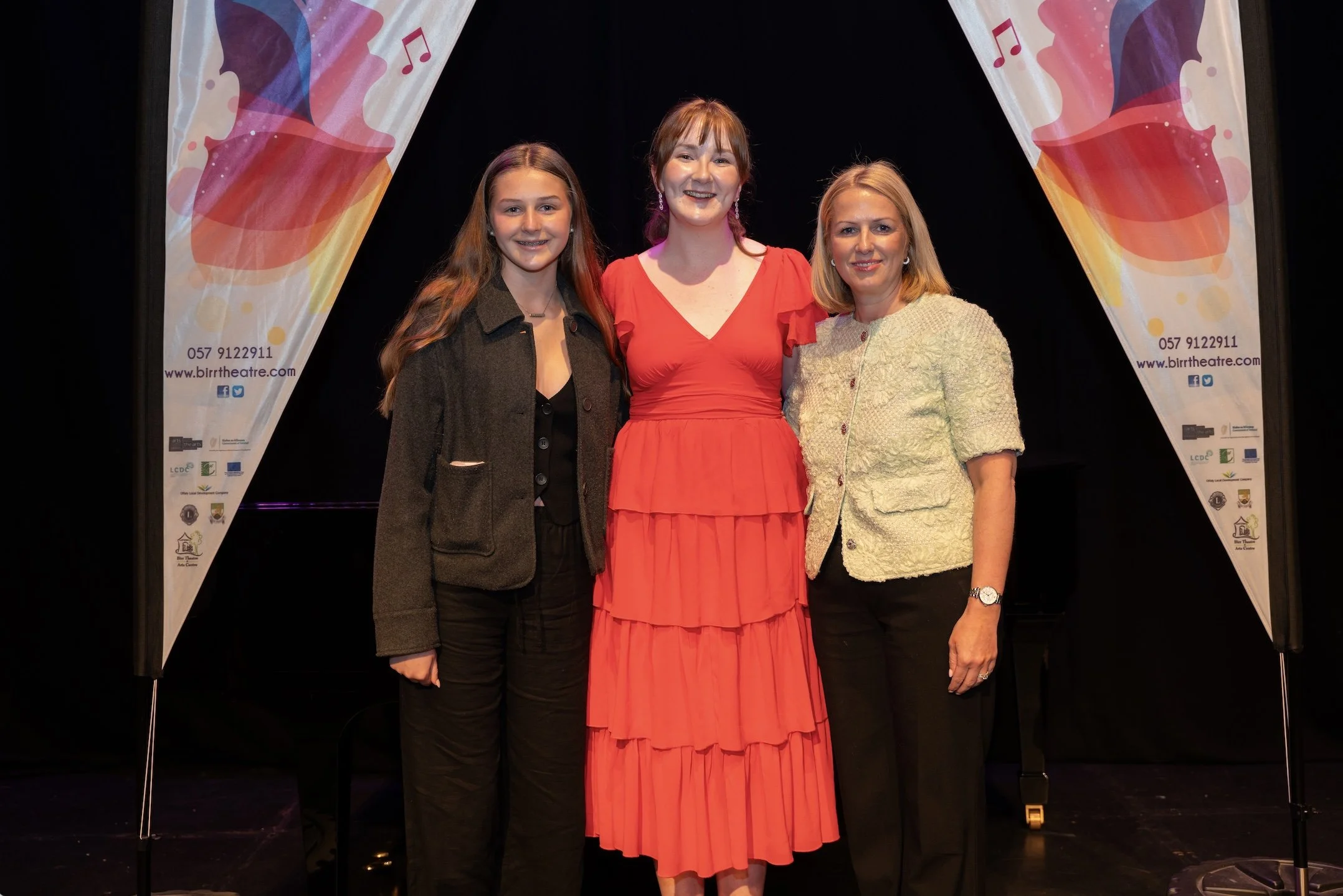 Ava Reams, Laoise McMullin, Sharon Reams.JPEG