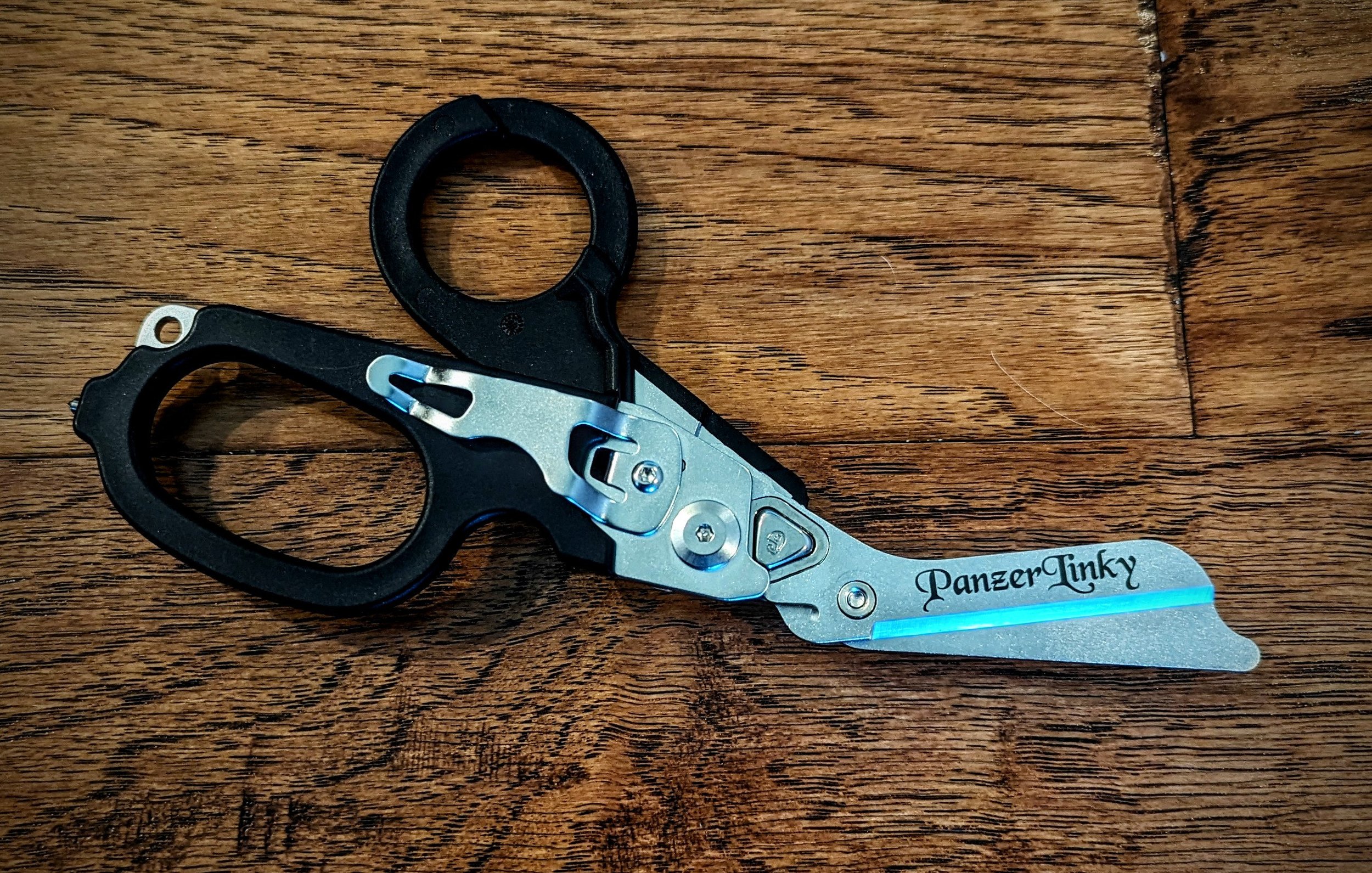Personalizable 6 in 1 Trauma Shears/ Scissors