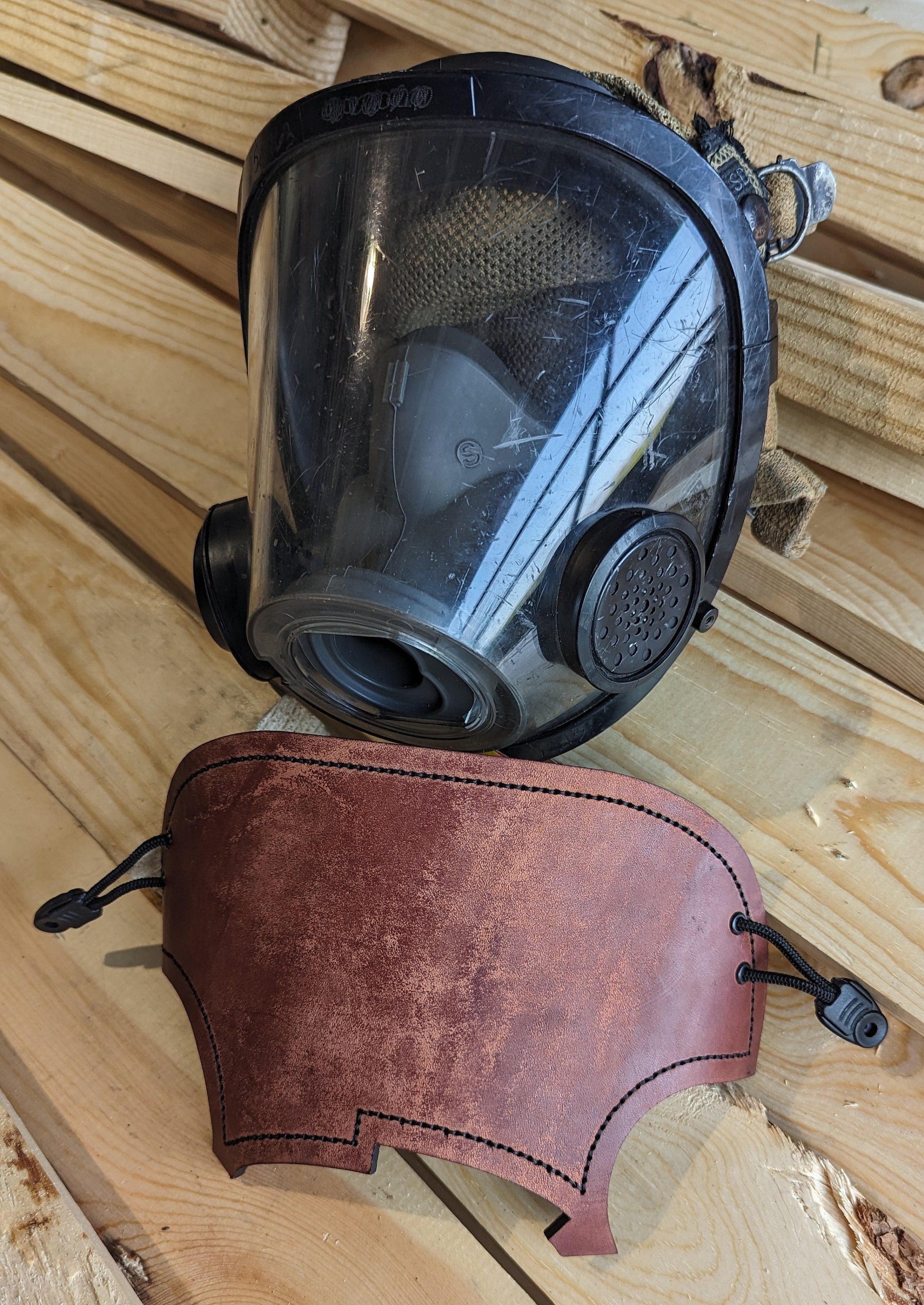 Personalizable Firefighter SCBA Leather Mask Cover/ Blackout Mask without a backstrap for Scott AV-3000 Mask (hazelnut/brown)