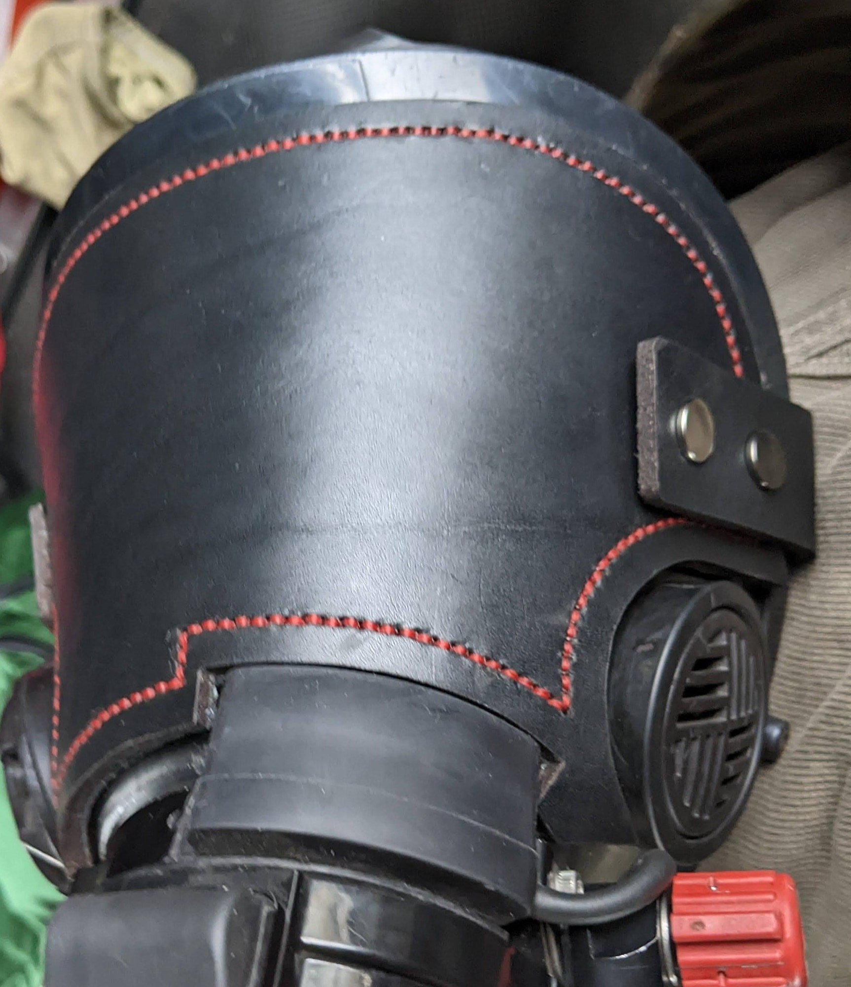 Personalized Firefighter SCBA Leather Mask Cover for Scott AV-3000 Mask (black)
