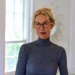 TRISH HART SQUARE HEADSHOT.jpeg