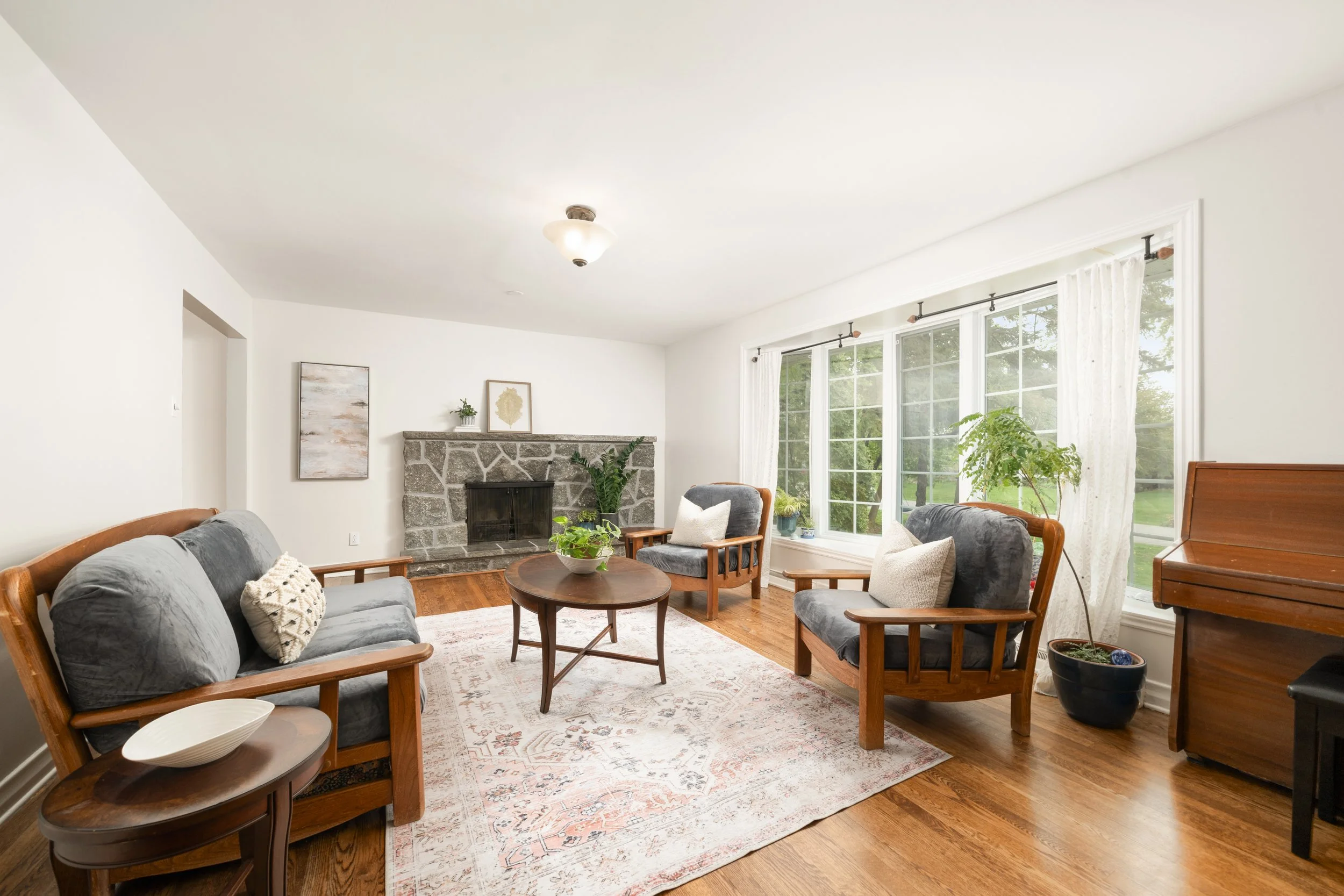 Beaconsfield Occupied Staging