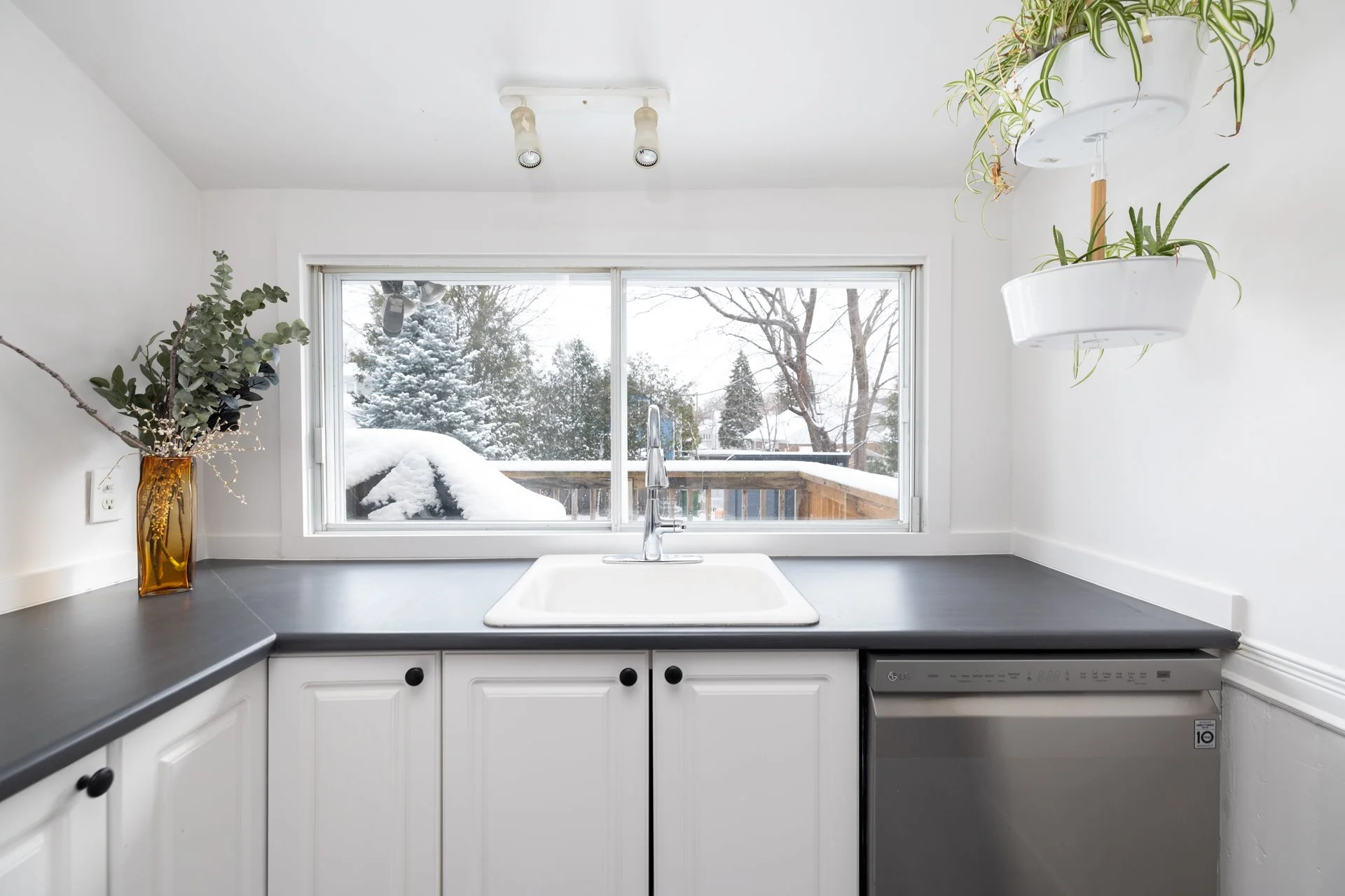 AFTER - Highlighting large window