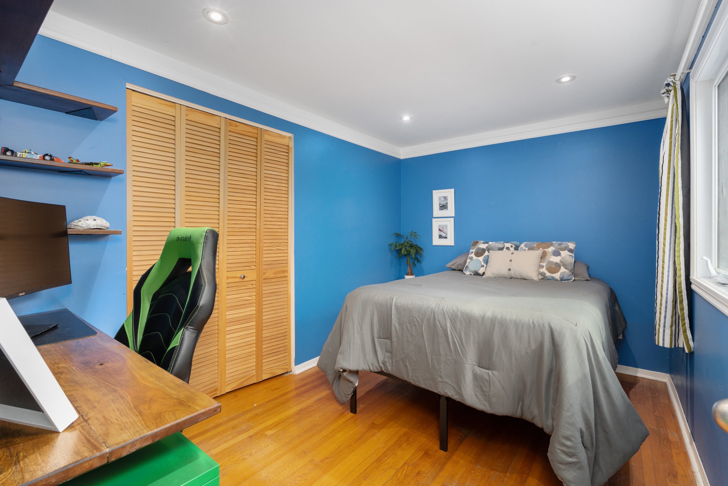 AFTER - Teen bedroom