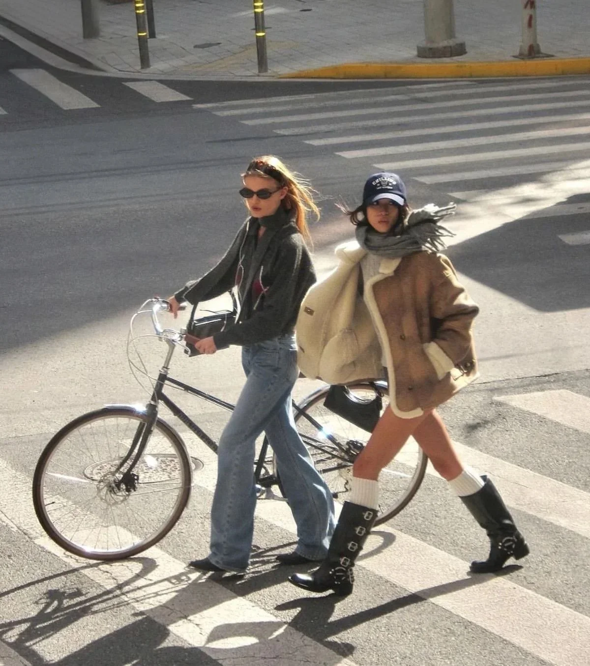 Mode et territoire : pourquoi la ville influence-t-elle notre style ?