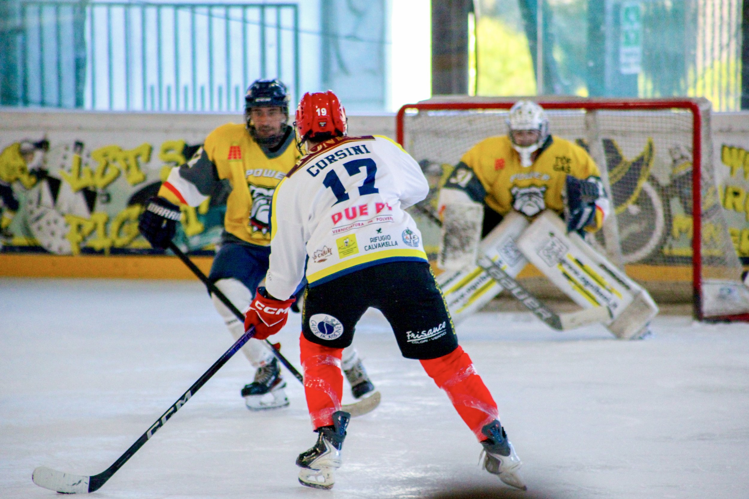Low-kick, mid-kick, hybrid e high-kick point: cosa cambia in un bastone da hockey