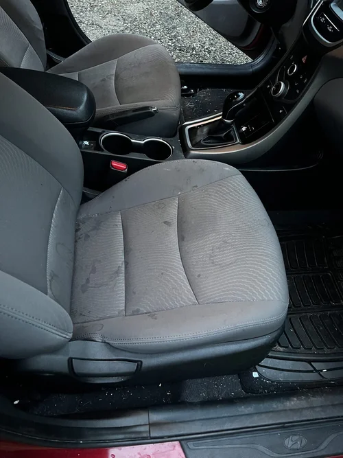 Seats before shampoo